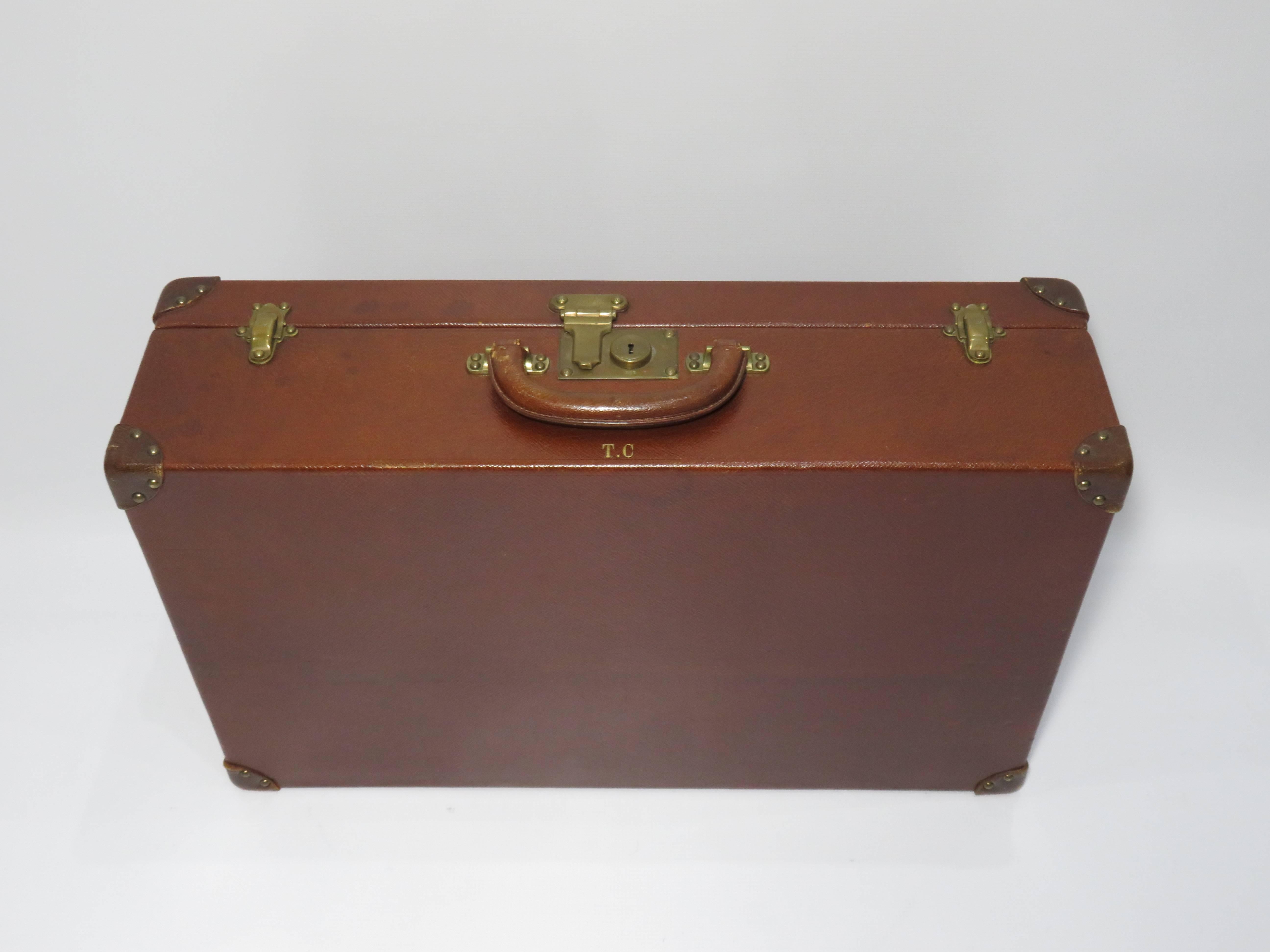 Early 20th Century 1920s Louis Vuitton Moroccan Leather Fitted Men's Case For Sale