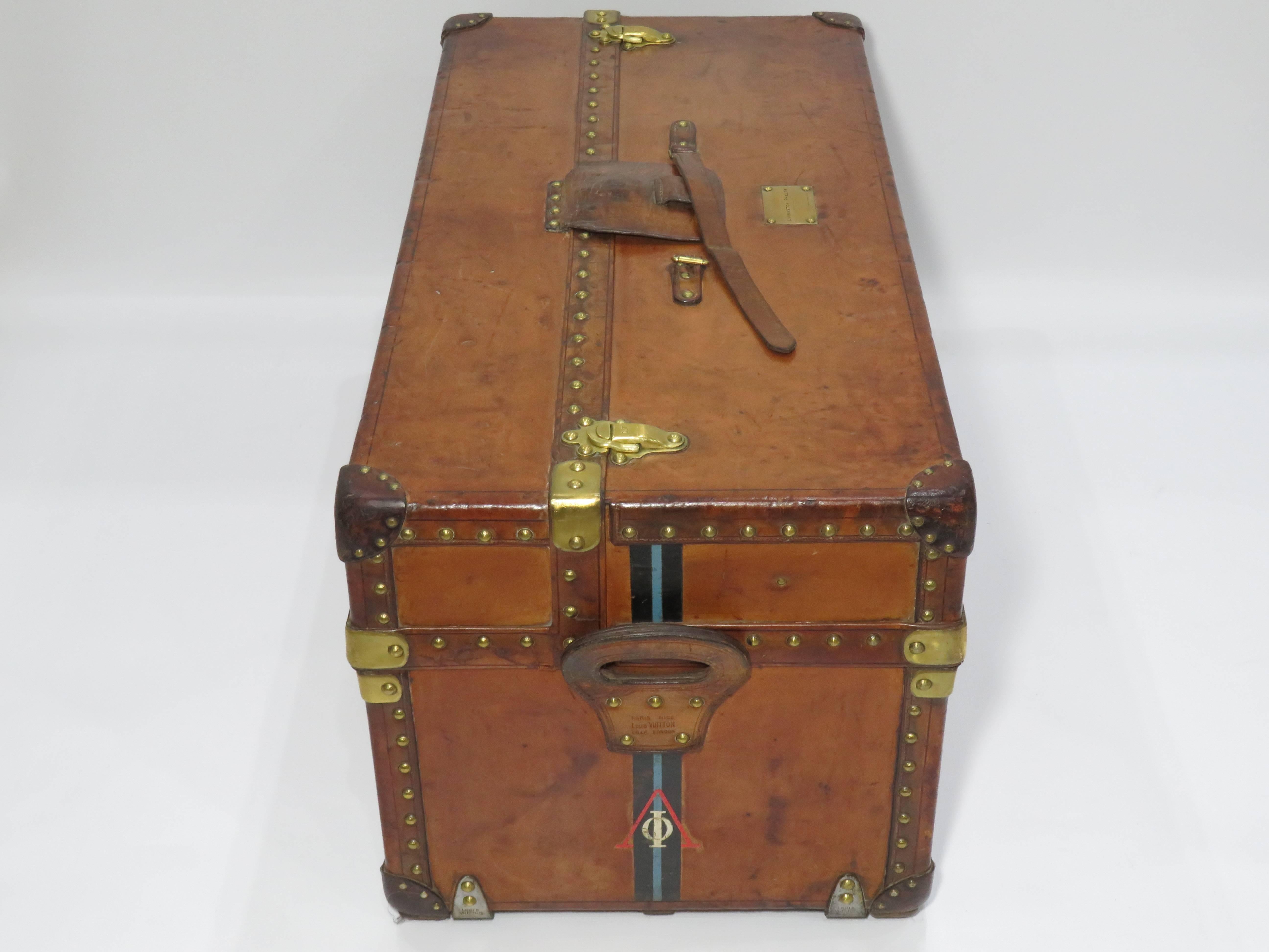 Early 20th Century 1910s Louis Vuitton Ideal Cowhide Leather Trunk 