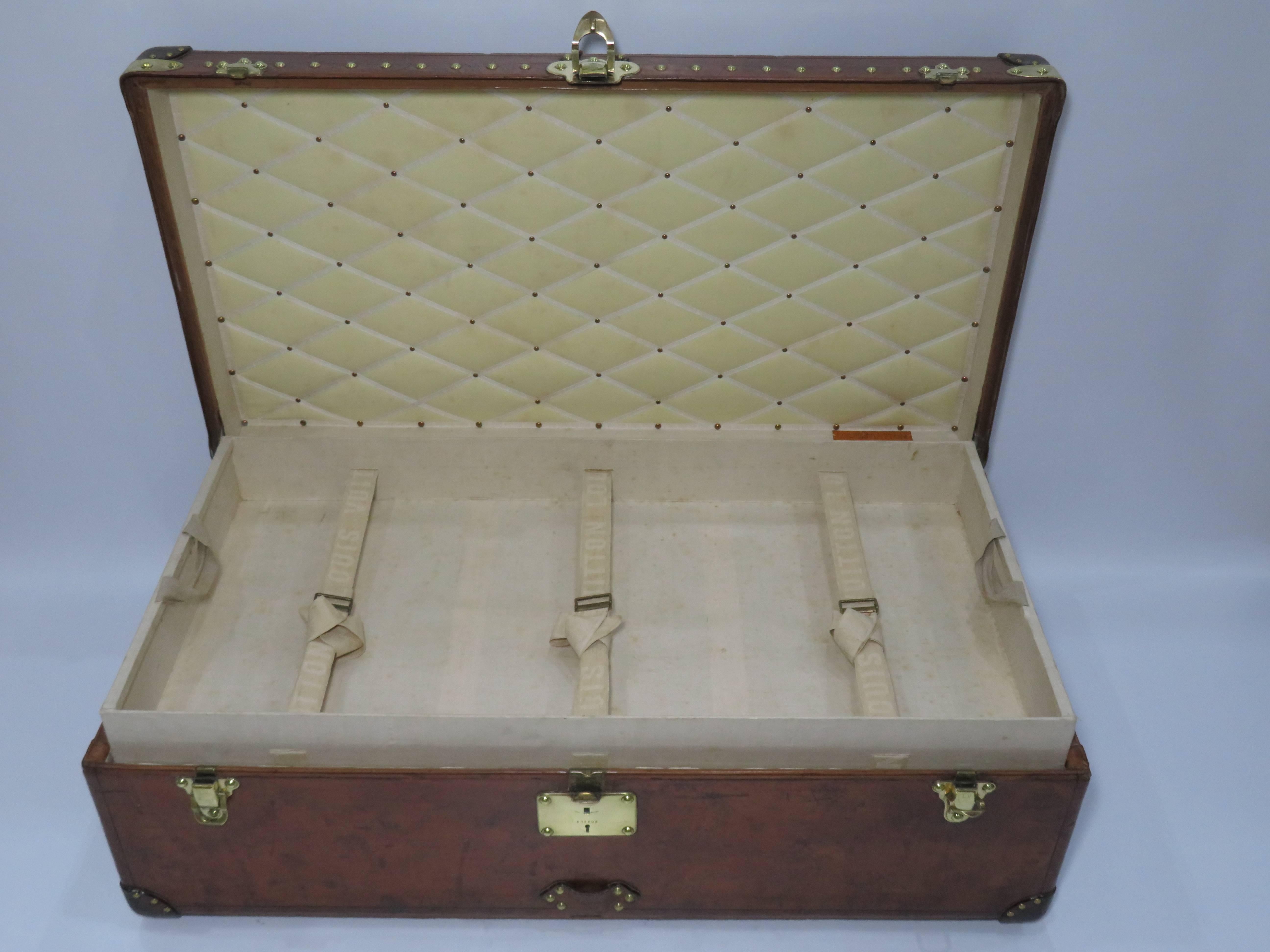Early 20th Century Louis Vuitton Cowhide Leather Cabin Trunk For Sale 4