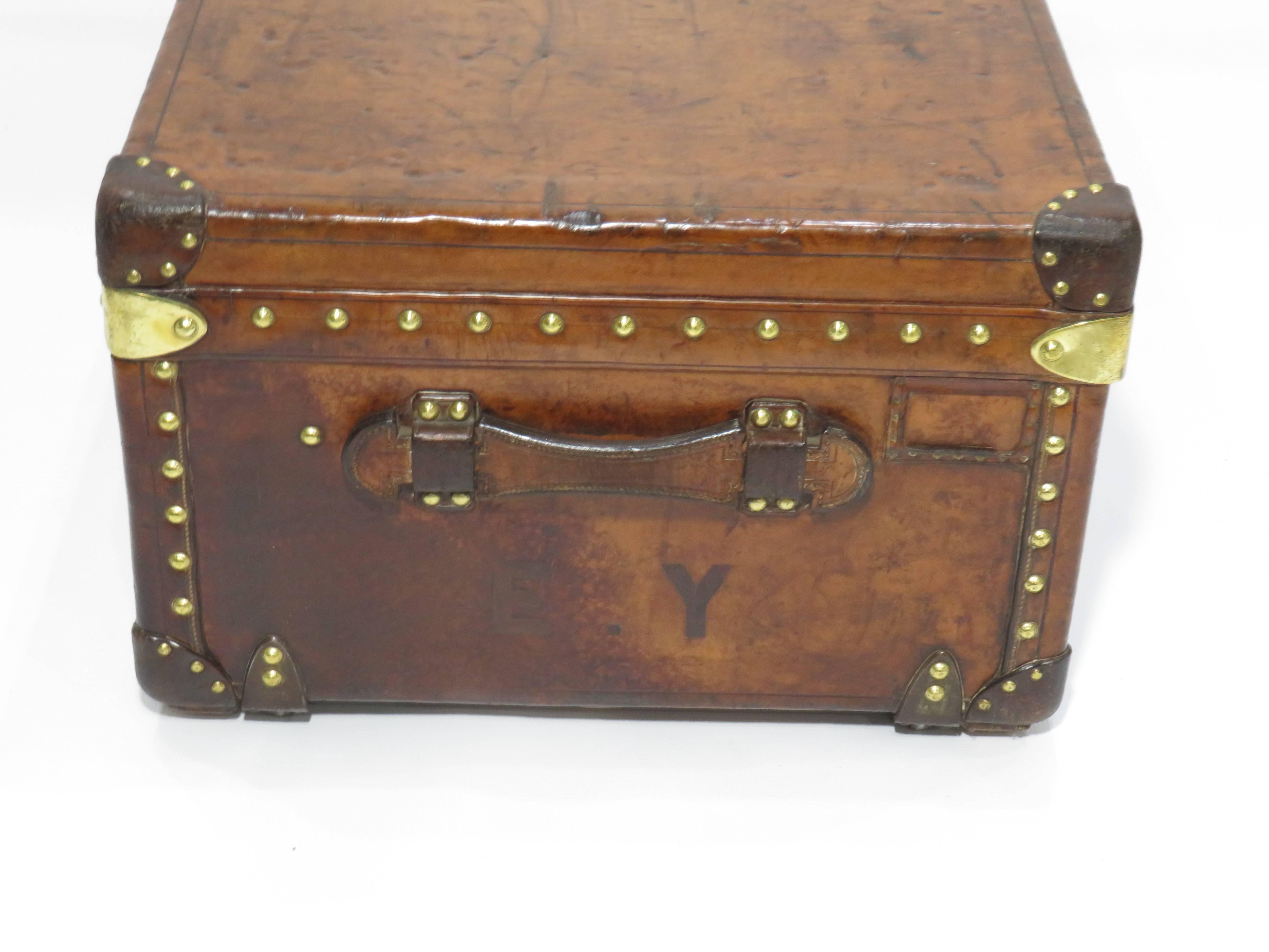Early 20th Century Louis Vuitton Cowhide Leather Cabin Trunk For Sale 1