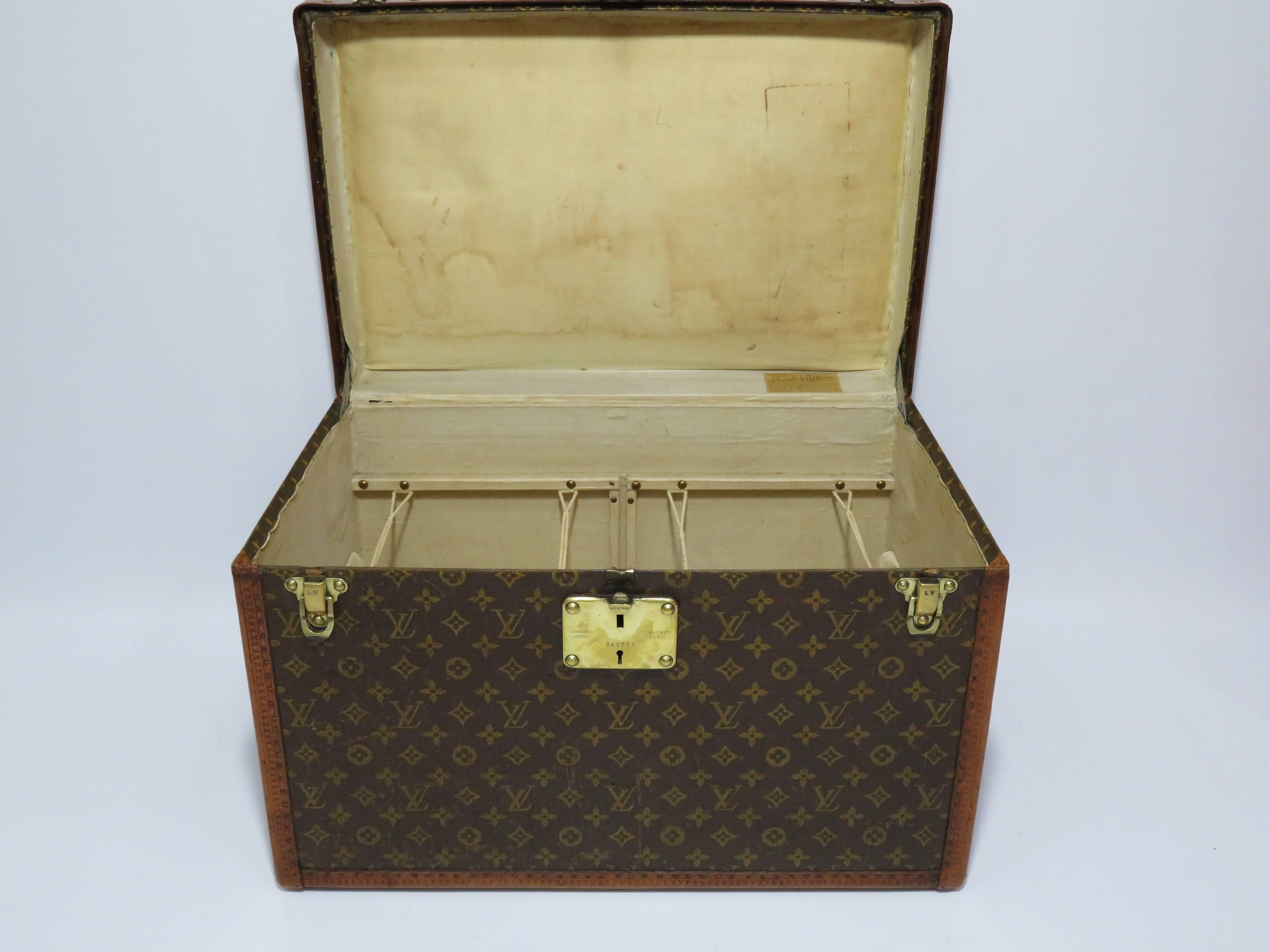 Early 20th Century 1920s Louis Vuitton Monogram Double Hatbox Trunk For Sale