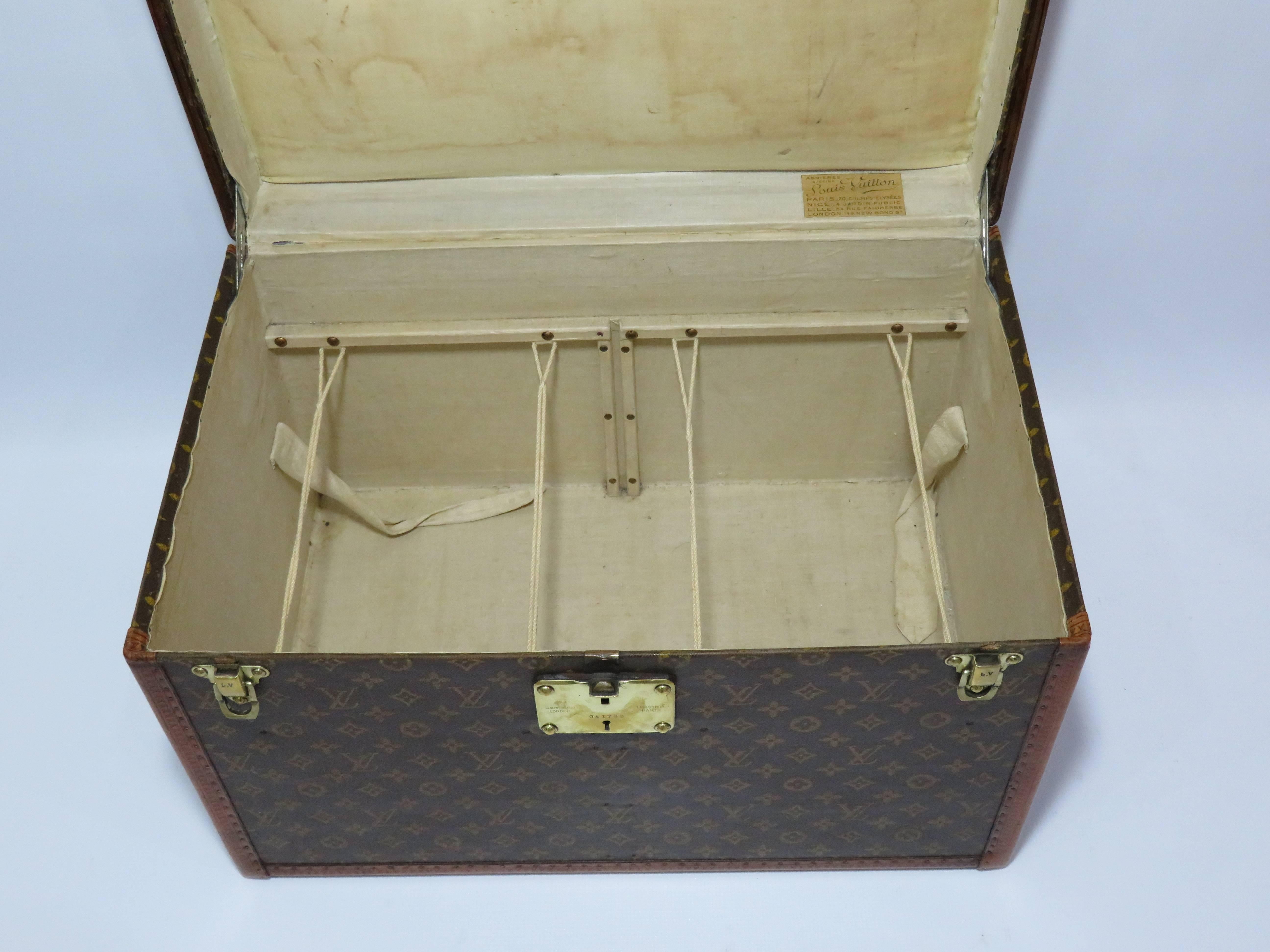 1920s Louis Vuitton Monogram Double Hatbox Trunk In Good Condition For Sale In London, GB