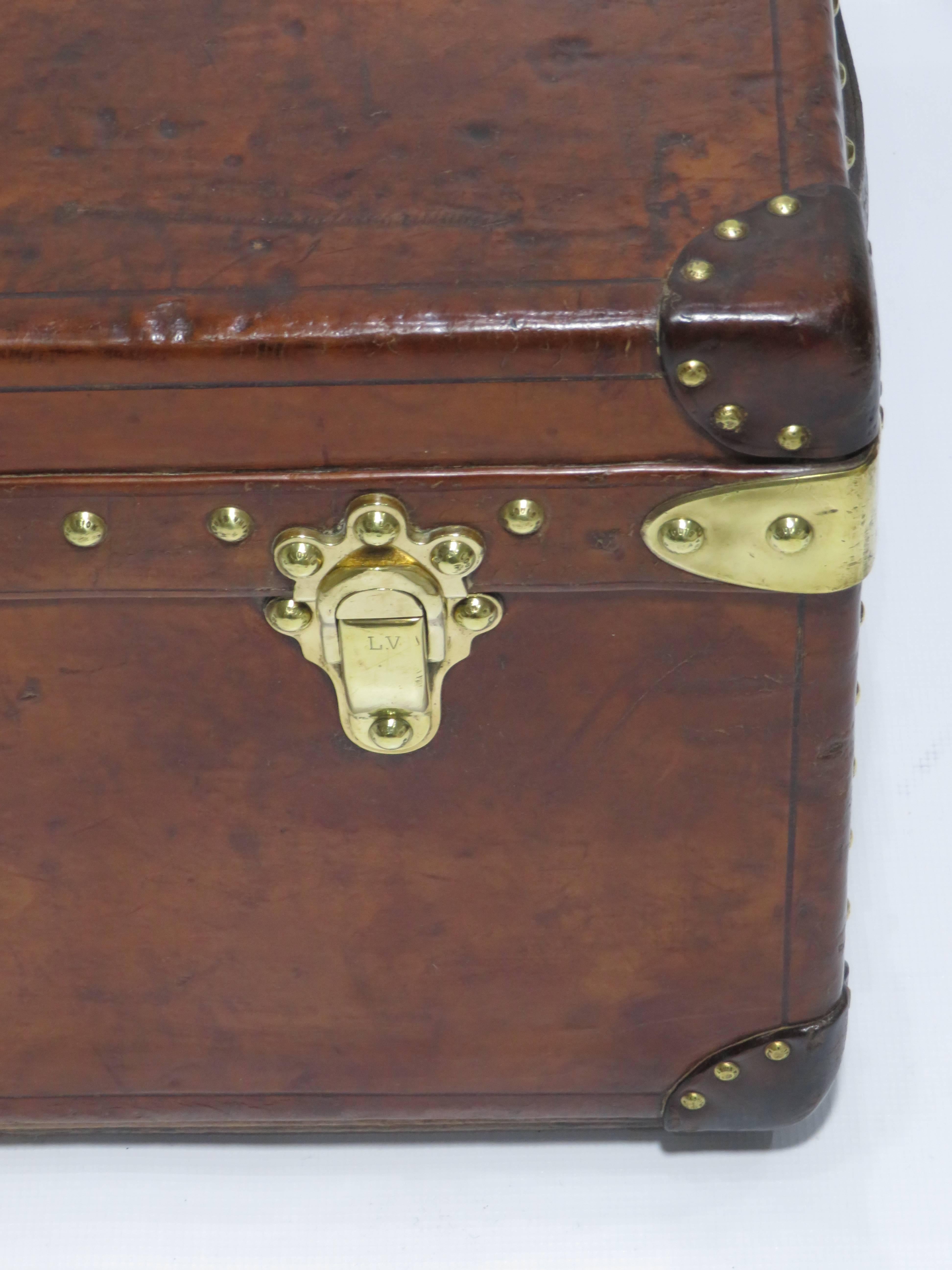 Early 20th Century Louis Vuitton Cowhide Leather Cabin Trunk For Sale 3
