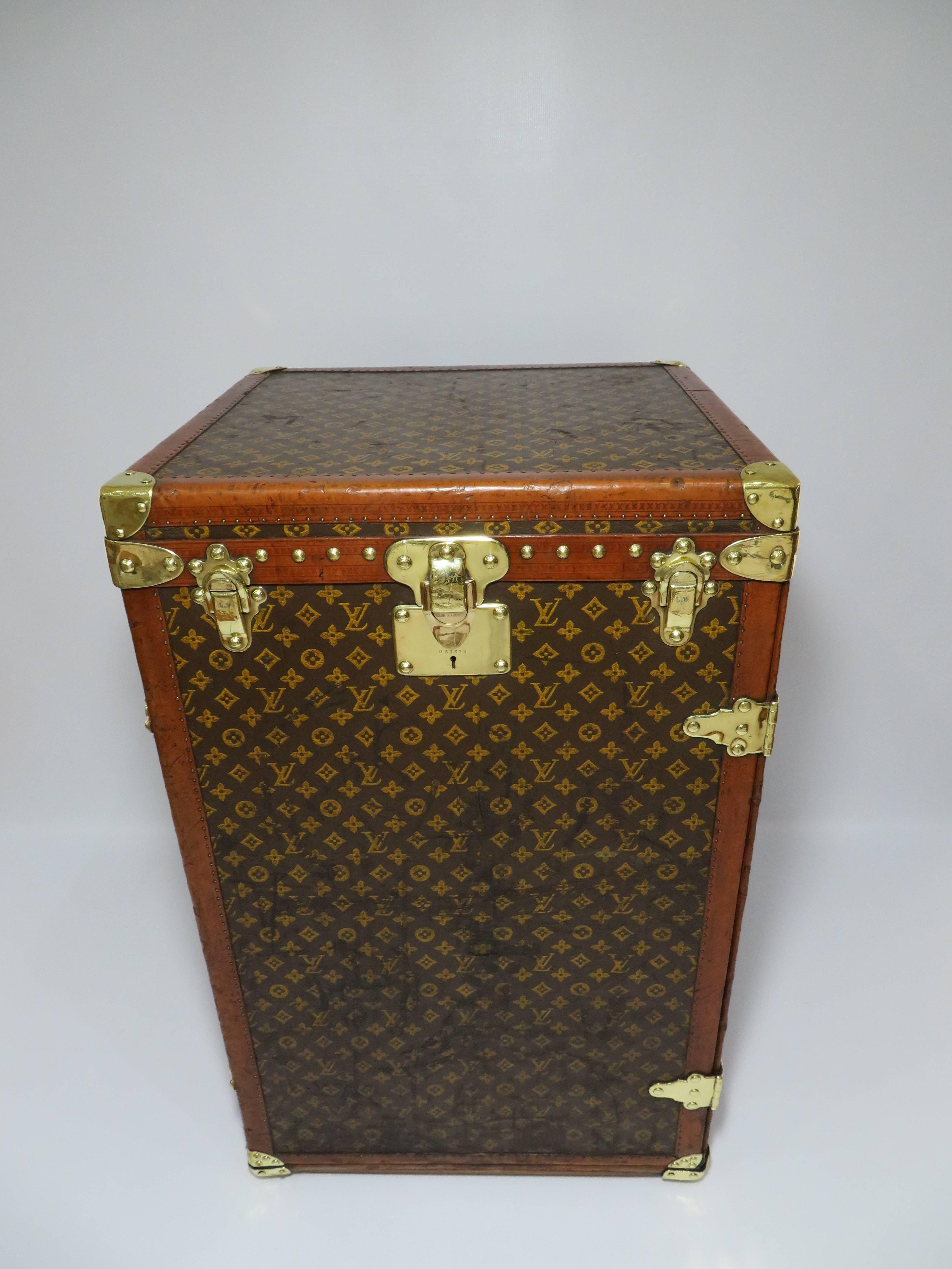 For sale one of the 100 legendary trunks of the Louis Vuitton book, a very rare Louis Vuitton secretaire or desk trunk covered in monogram canvas, with brass hardware and complete interior. 

In very good condition for age considering the rarity
