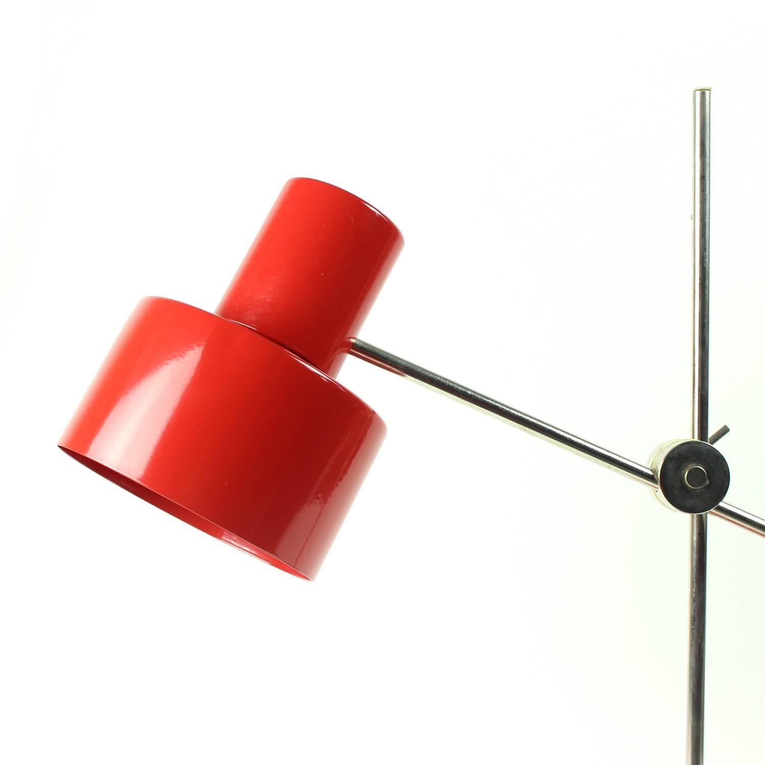 Mid-Century Modern Red Industrial Office Lamp by Jan Suchan for Elektrosvit, Czechoslovakia, 1967 For Sale