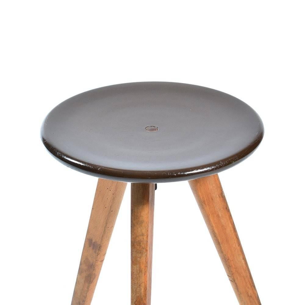 tripod stool wood