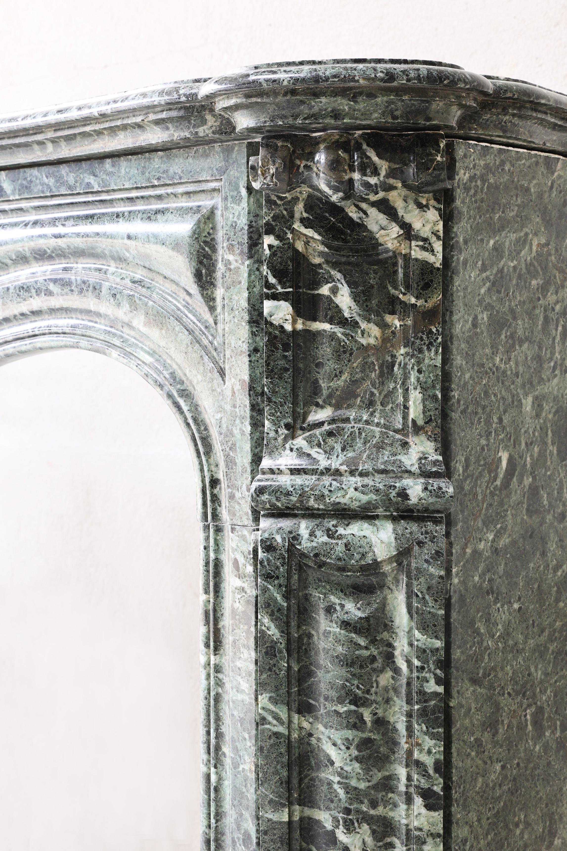 Antique marble fireplace For Sale 1