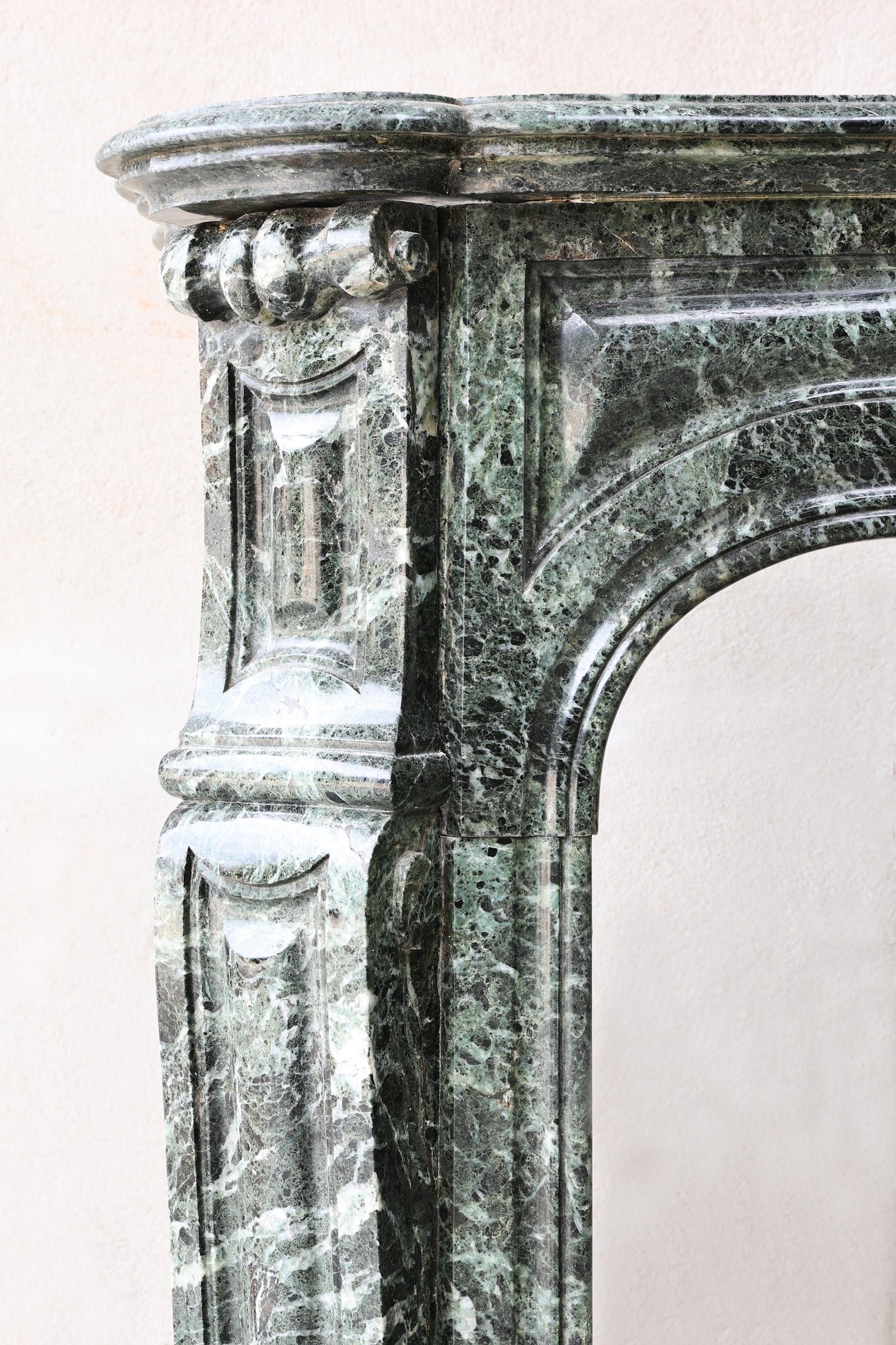 Antique marble fireplace For Sale 3