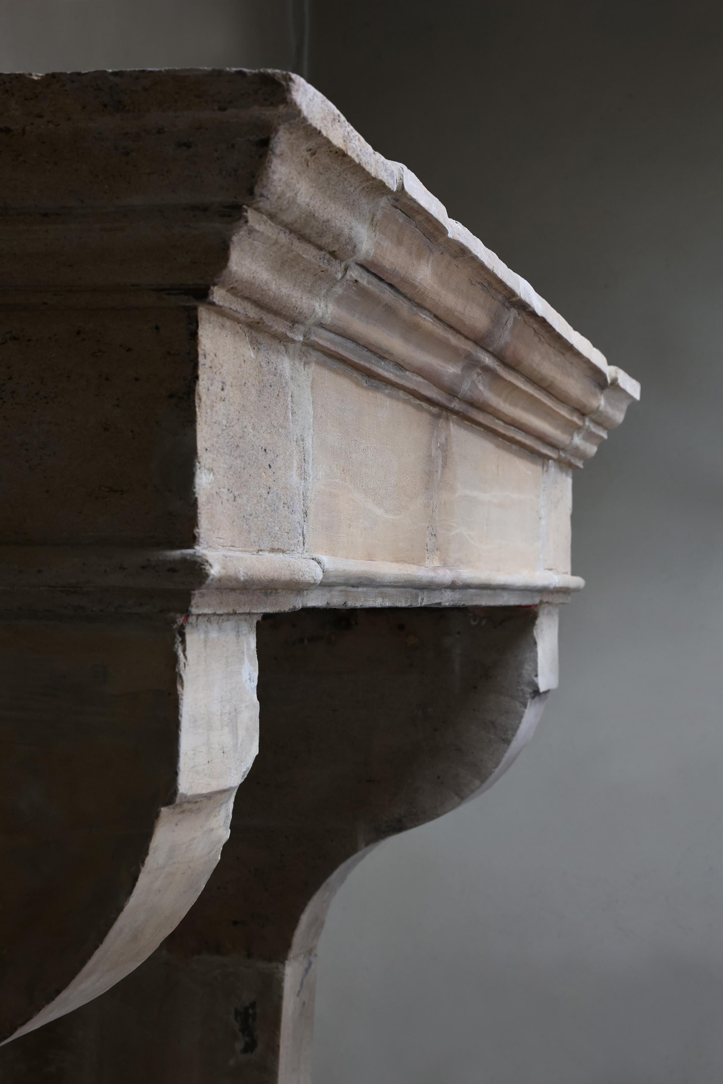 Antique mantle in style of Campagnarde from the 19th century For Sale 6