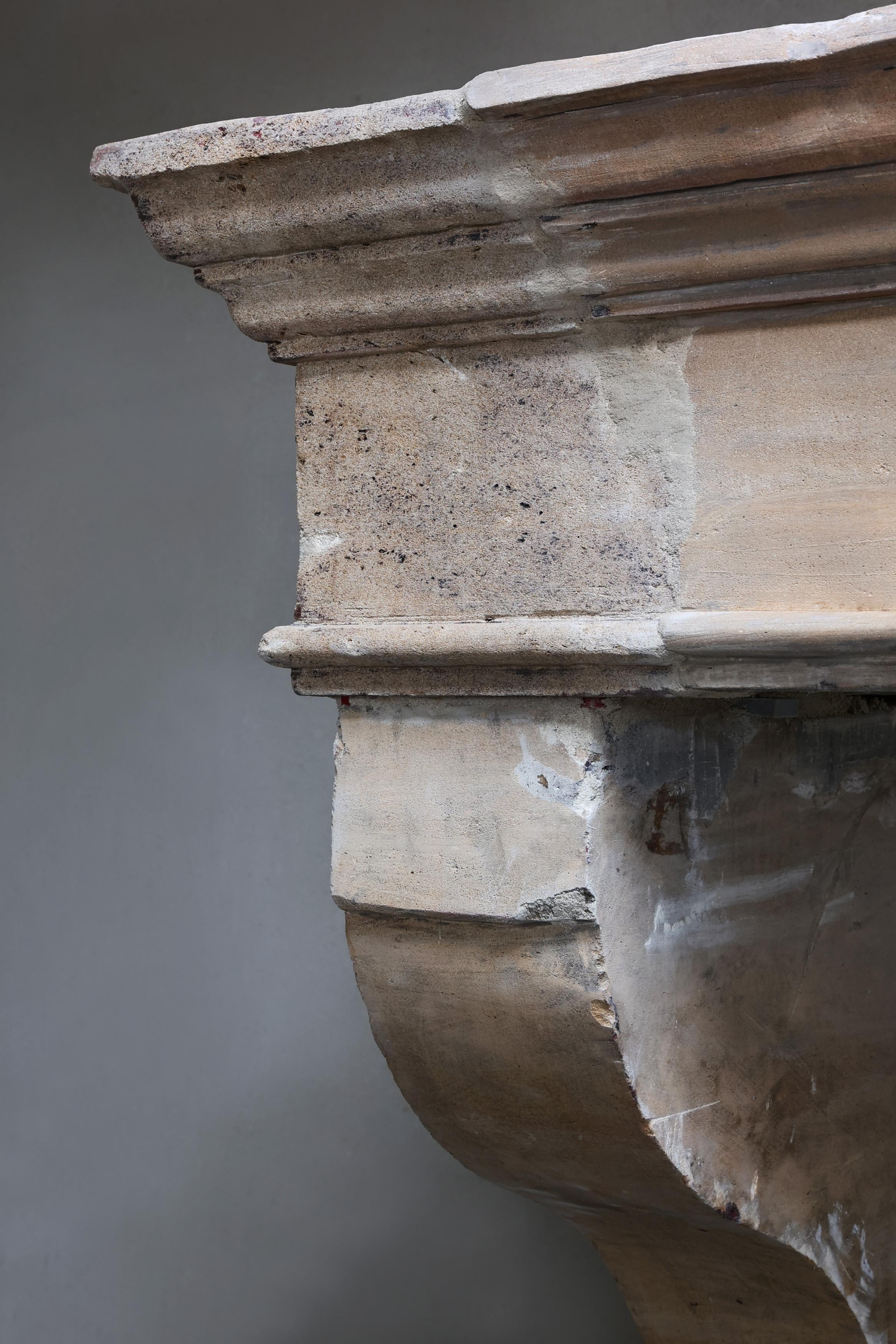 Antique mantle in style of Campagnarde from the 19th century For Sale 4