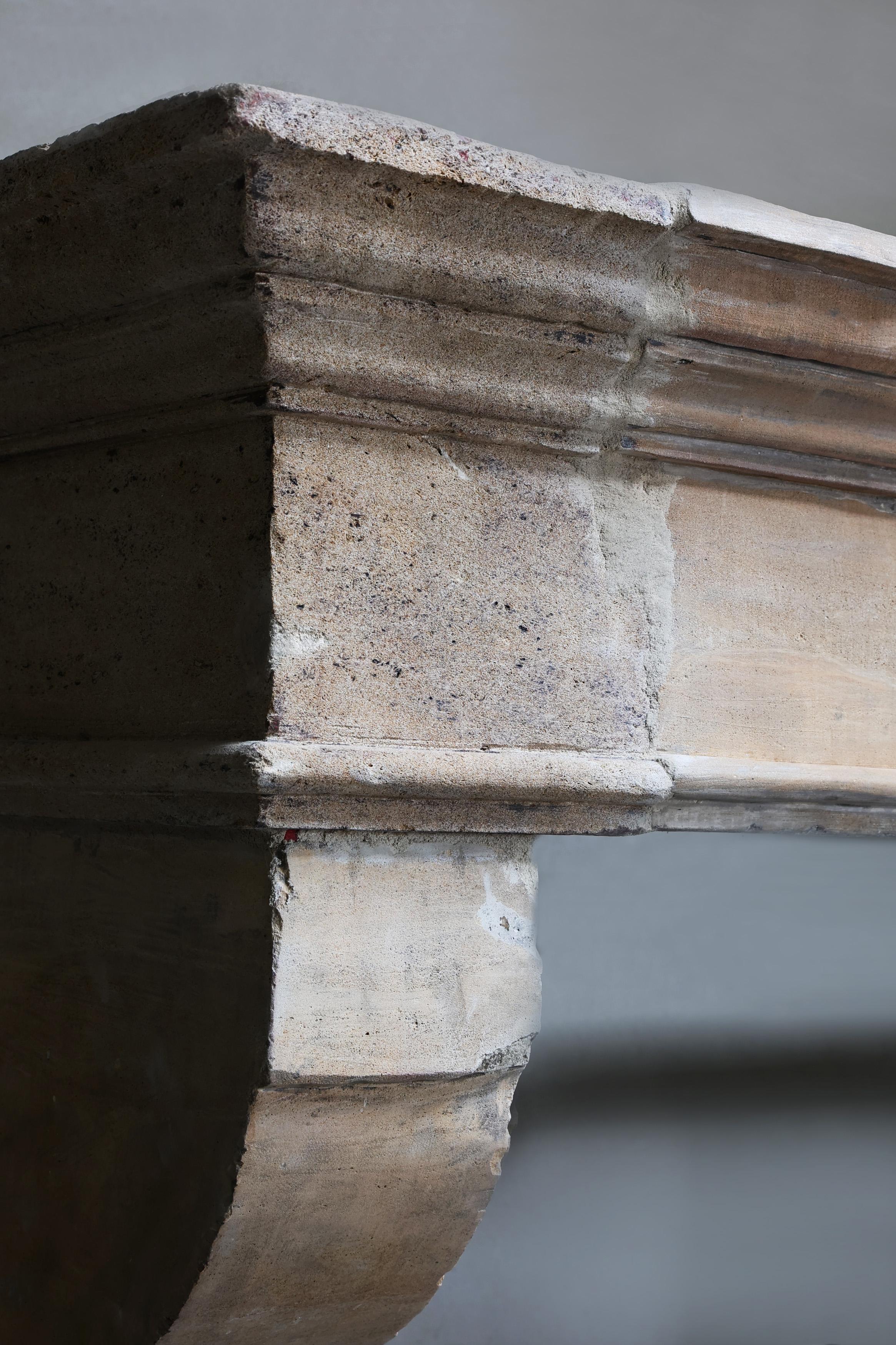 Antique mantle in style of Campagnarde from the 19th century For Sale 5