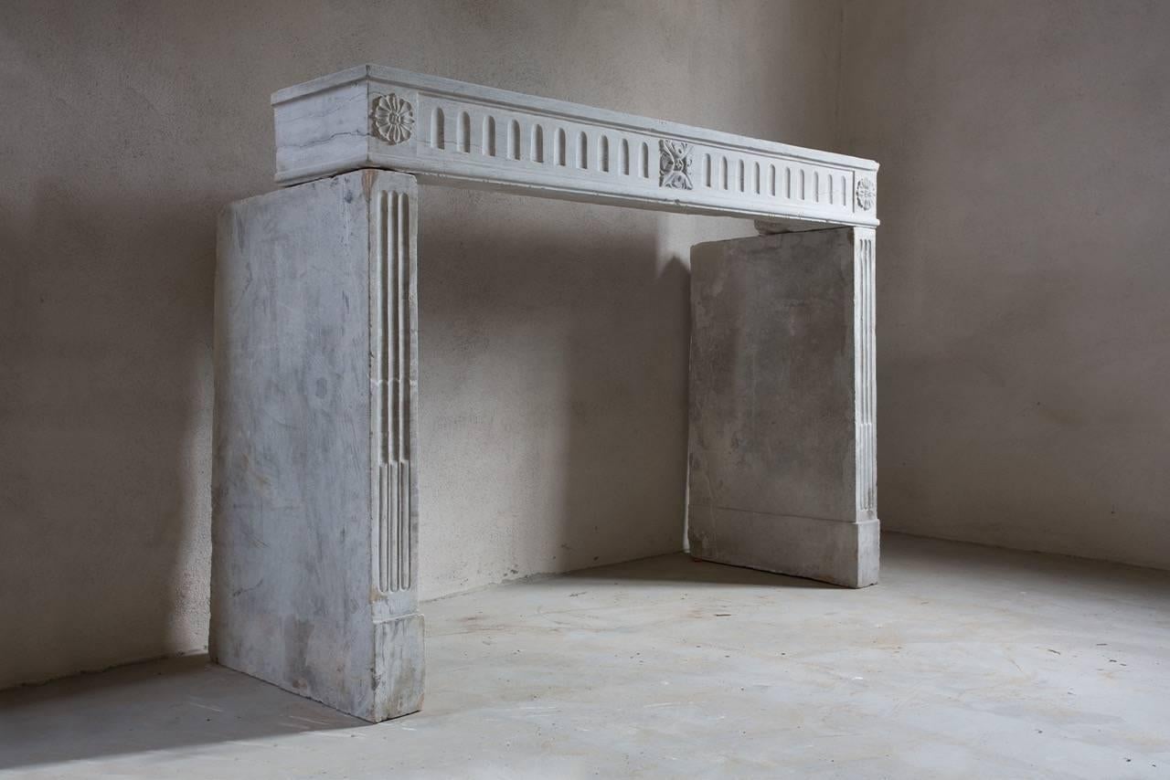 French Limestone Antique Fireplace in Style of Louis XVI For Sale