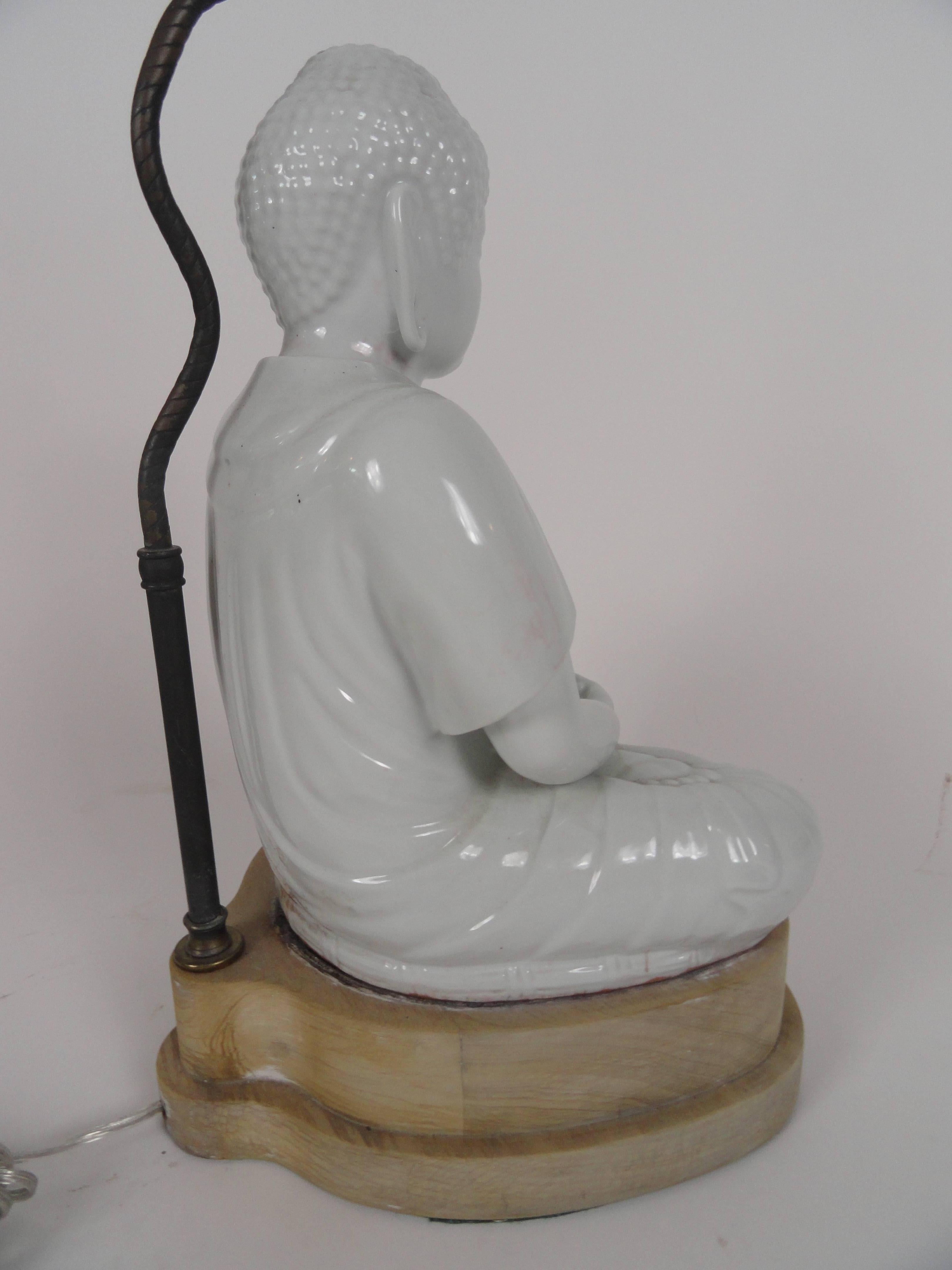 Blanc de Chin Buddha Lamp In Excellent Condition For Sale In West Palm Beach, FL