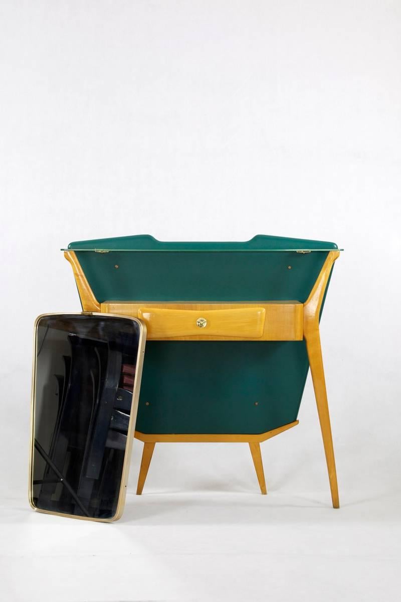 Mid-Century Modern Italian Wooden and Green Console with Fitting Stool, in the Manner of Ico Parisi For Sale