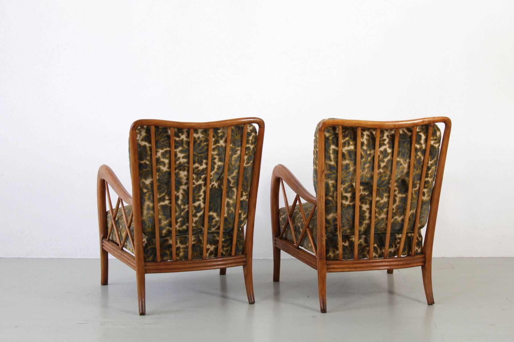 Mid-Century Modern Paolo Buffa Italian Pair of Wooden Armchairs with floral patterned Fabric, 1940s