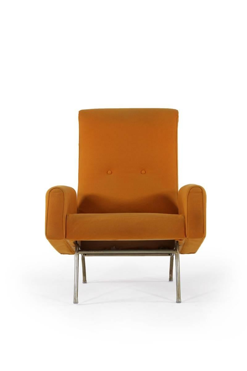 Mid-Century Modern Louis Paolozzi Orange Wool Armchair on Tubular Base, Manufactured by Zol, 1950s For Sale