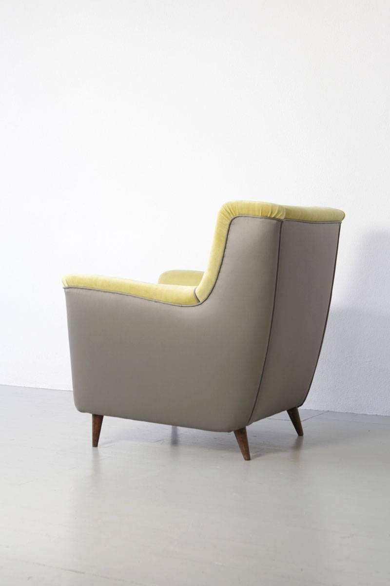 Fabric Pair of Cassina Chairs, Model 809, Design Figli de Amadeo dei Cassina, 1958 For Sale