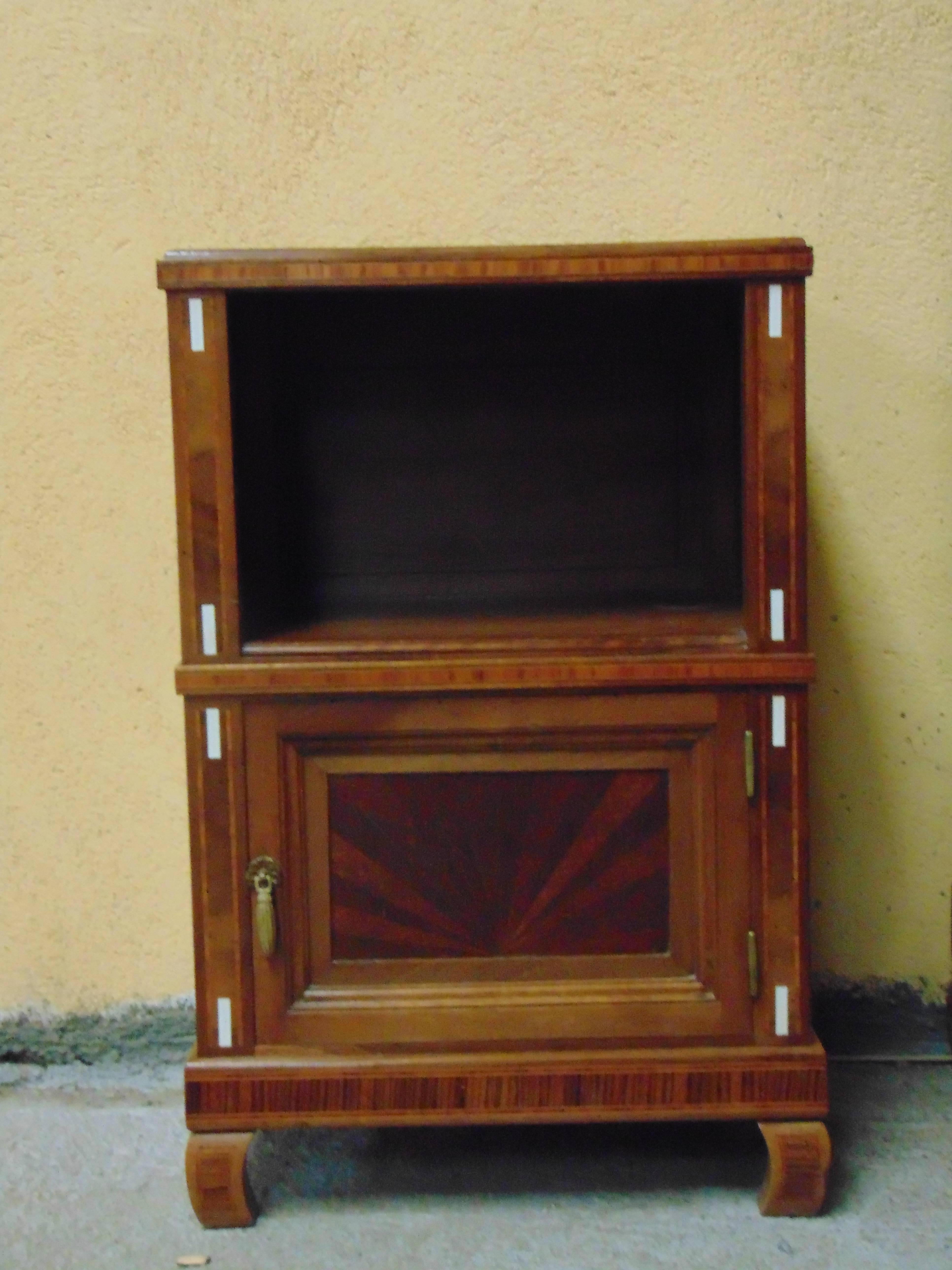 Art Deco Bedroom Suite, circa 1930 For Sale 1