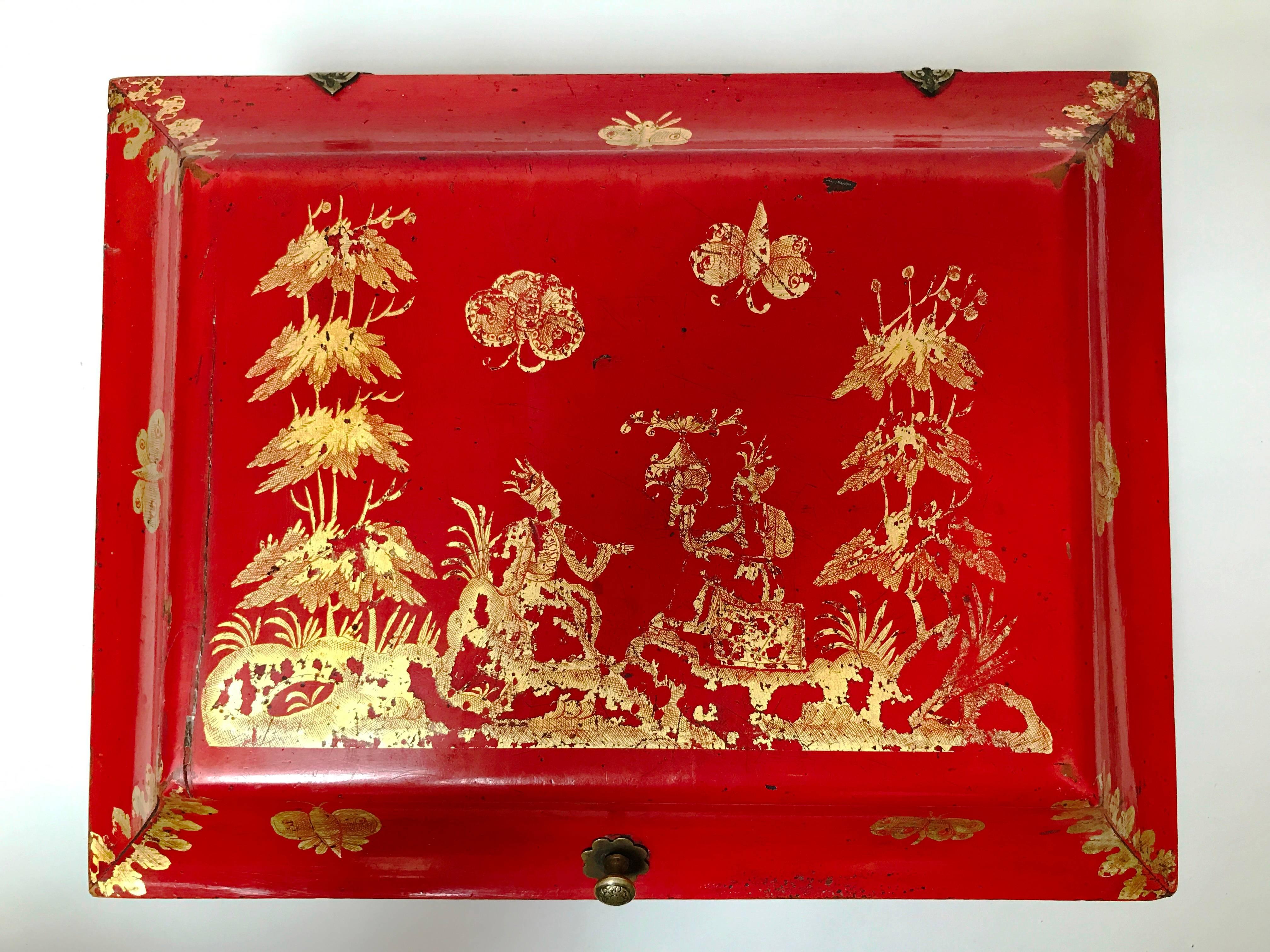 French 18th Century Period Louis XV Red and Gold Lacquer Chinoiserie Wig Box