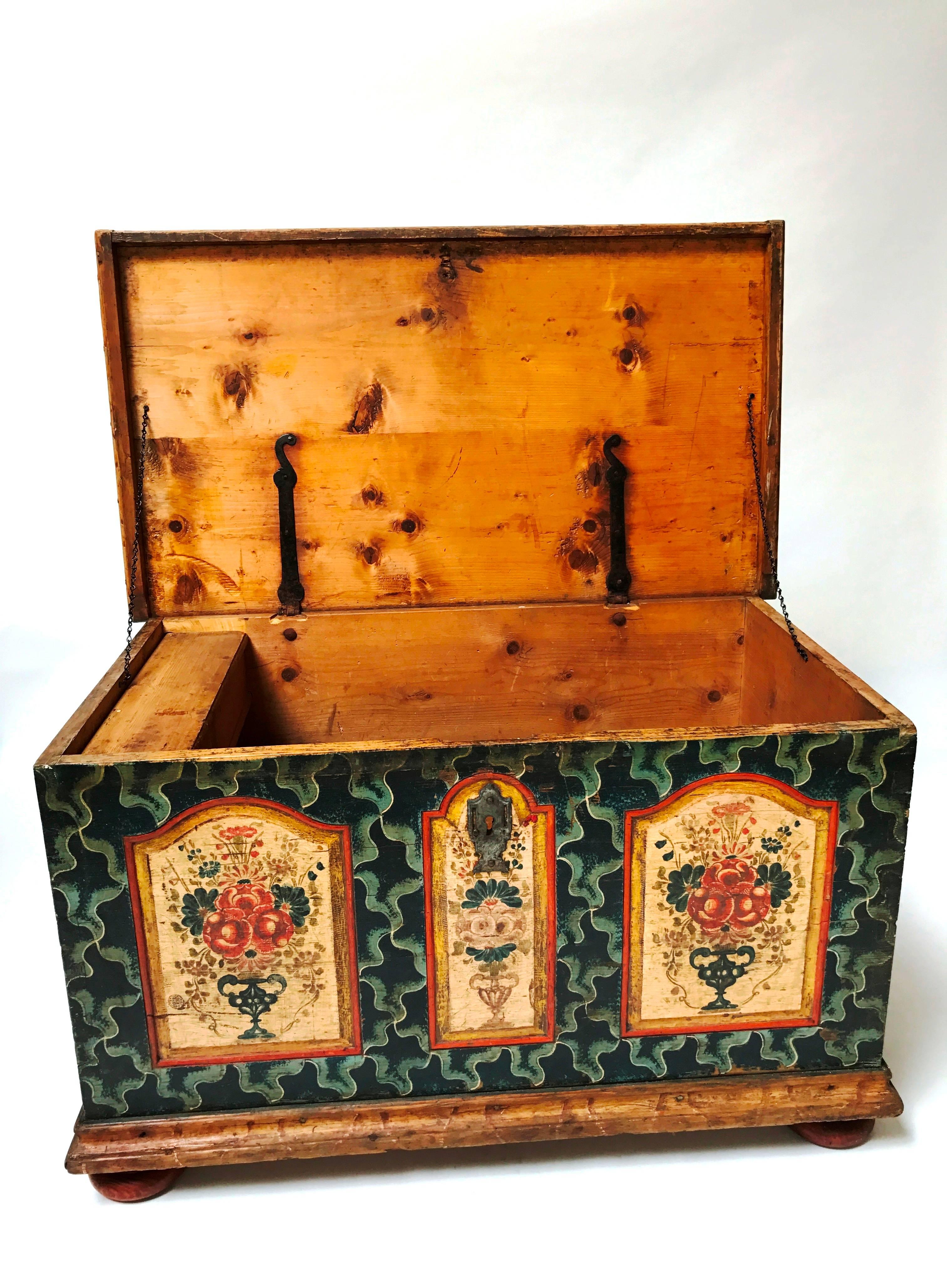Wood 18th Century Austrian Painted Chest For Sale
