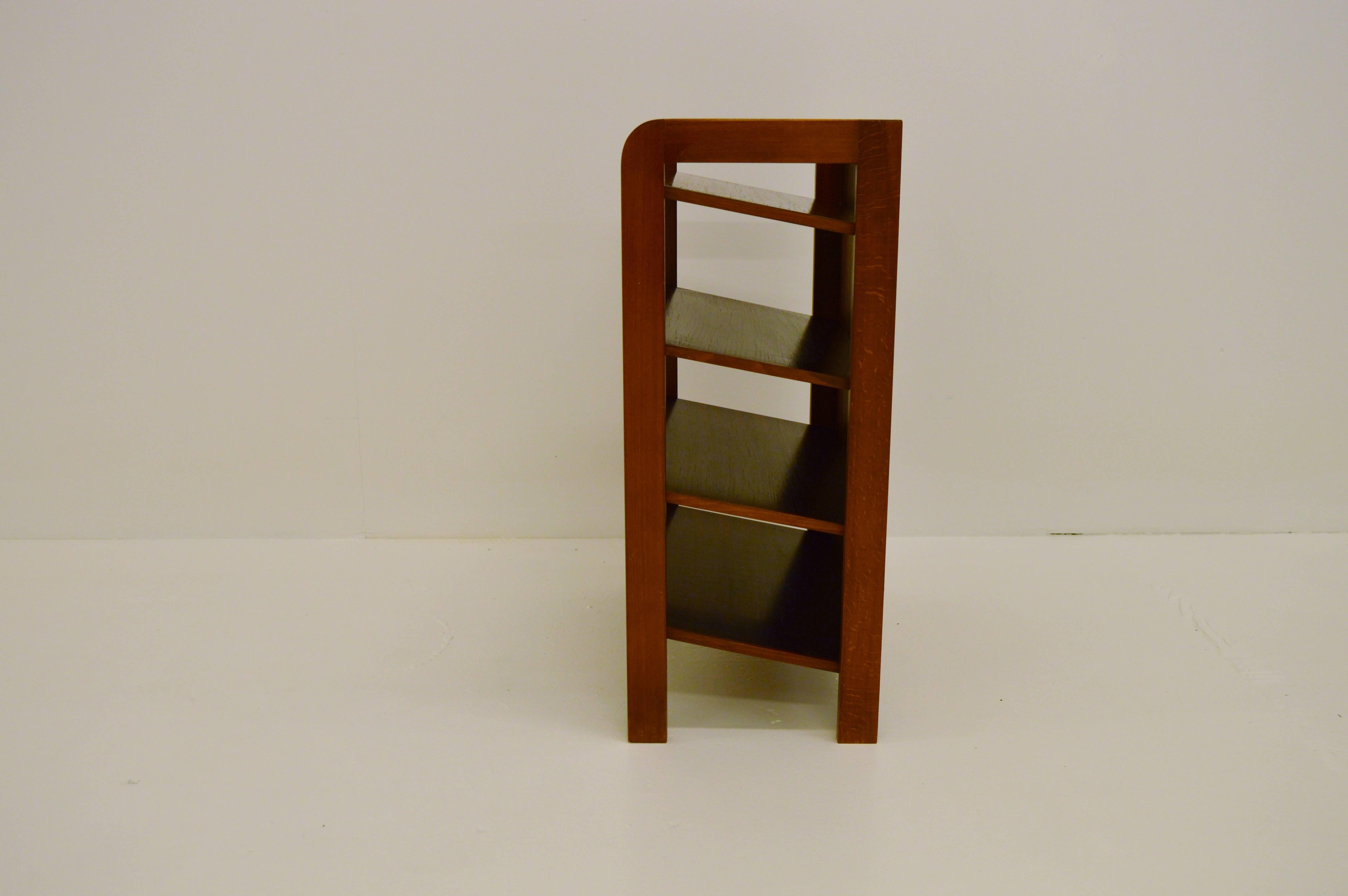 Midcentury Mahogany Magazine Rack In Excellent Condition In Alvesta, SE