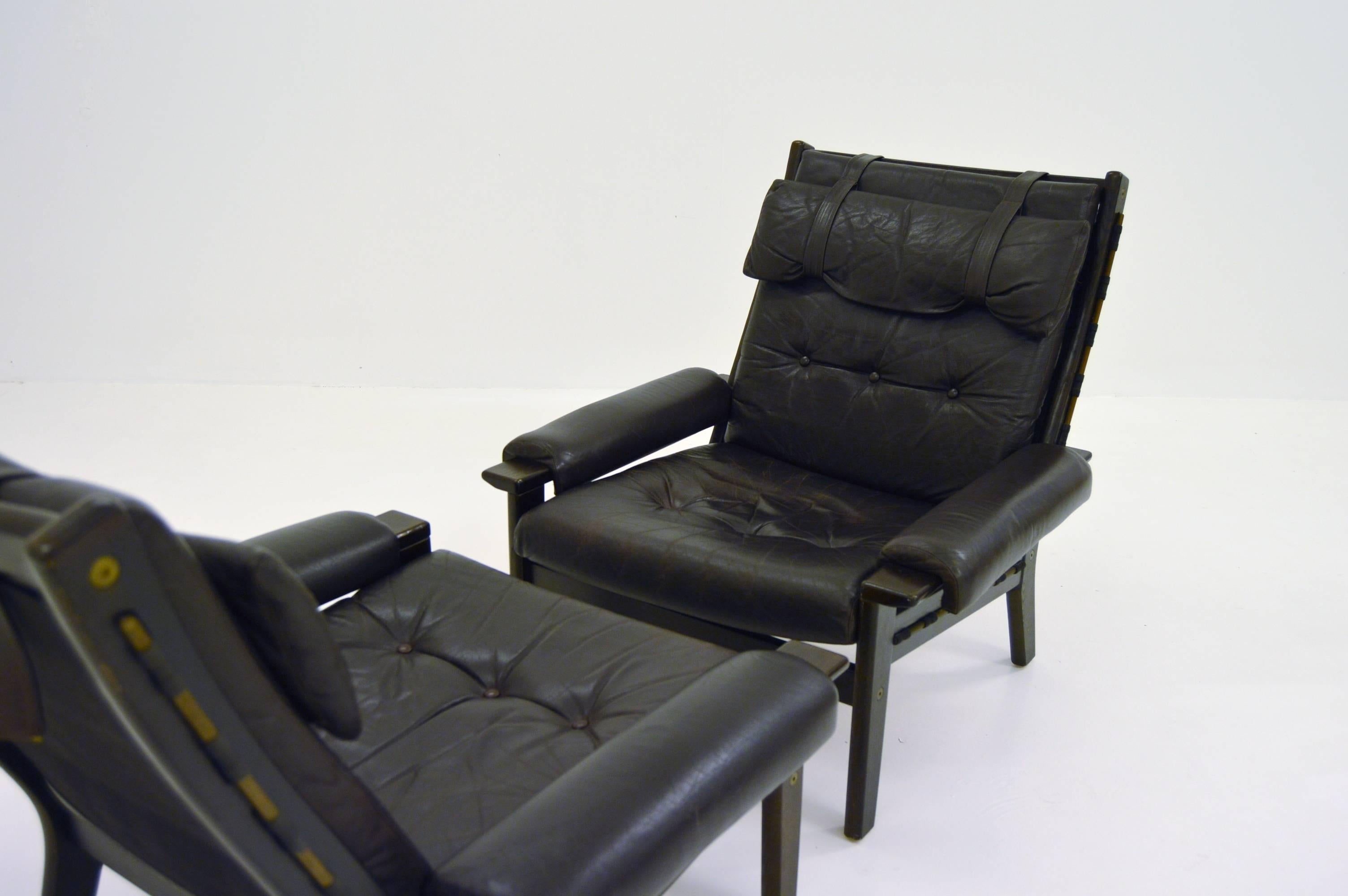 Scandinavian Modern Pair of Scandinavian Vintage Lounge Chairs in Brown Leather