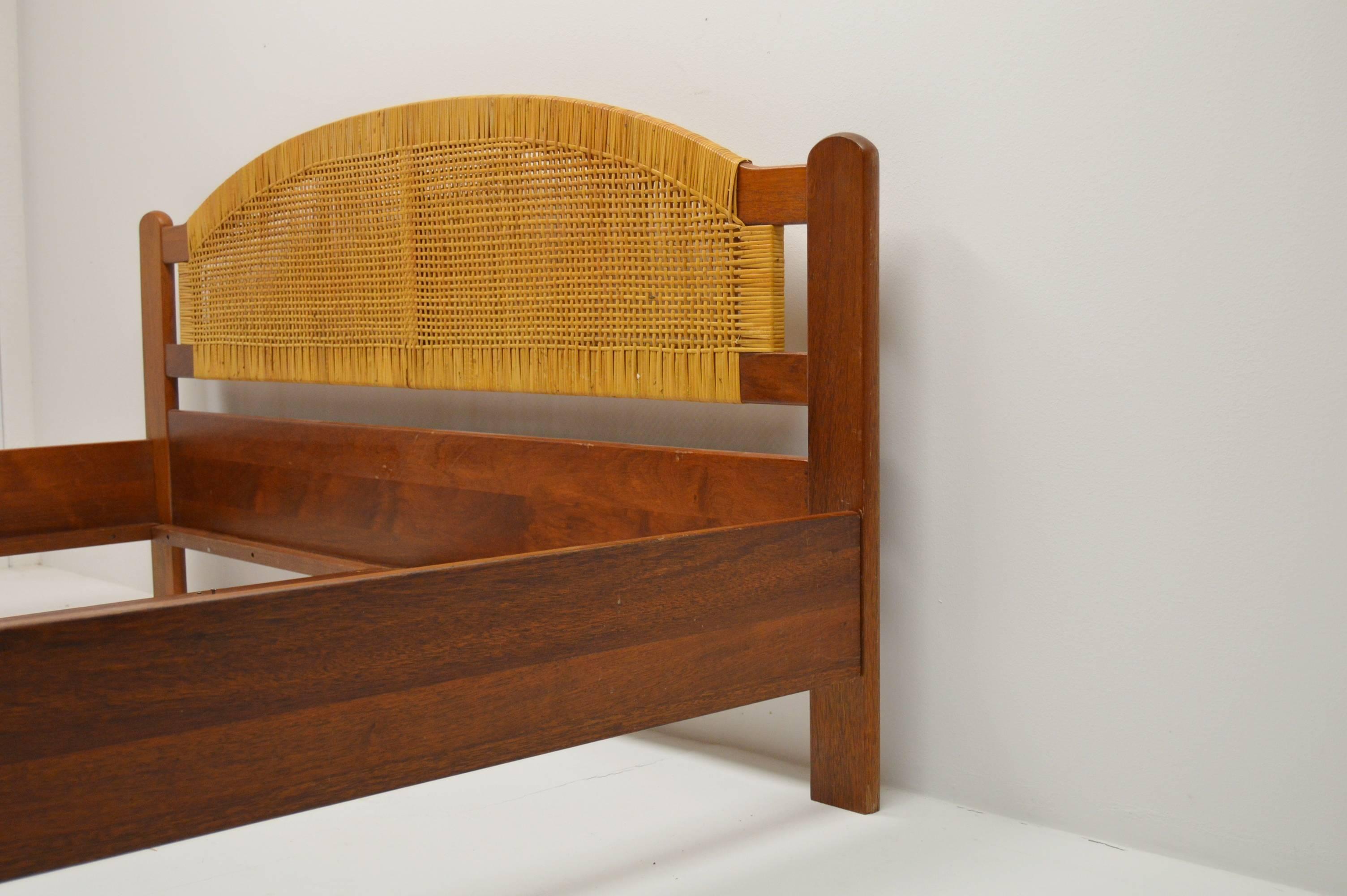 Danish Teak and Rattan Double Bedframe from circa 1960s In Excellent Condition For Sale In Alvesta, SE