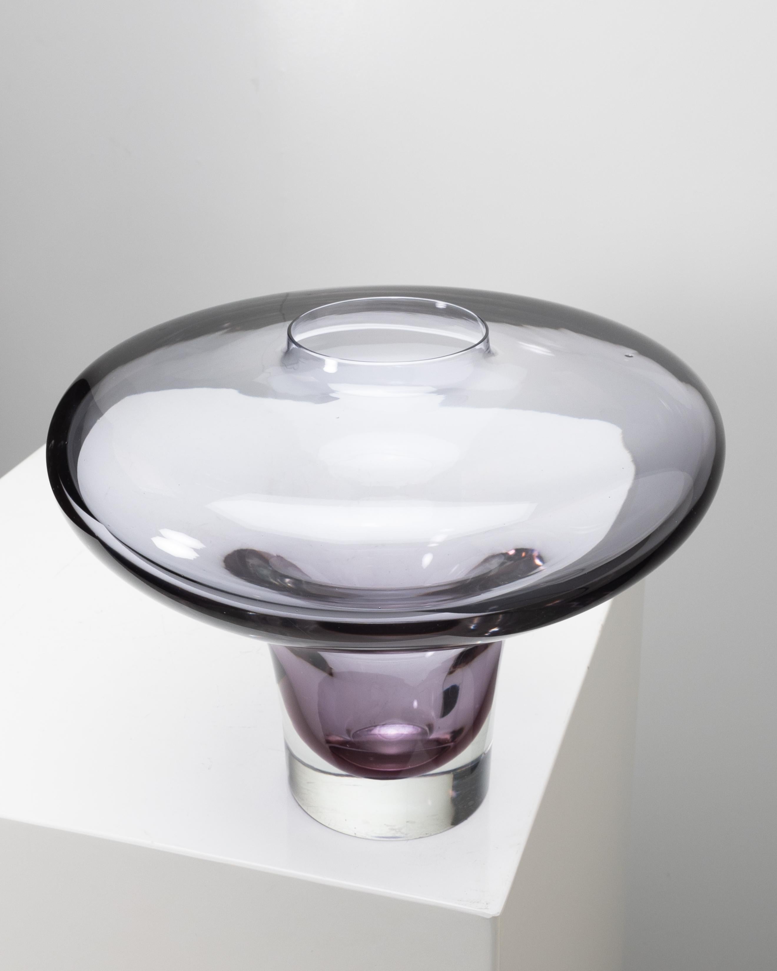 XX secolo Vaso in vetro di Murano di Mario Pinzoni in vendita