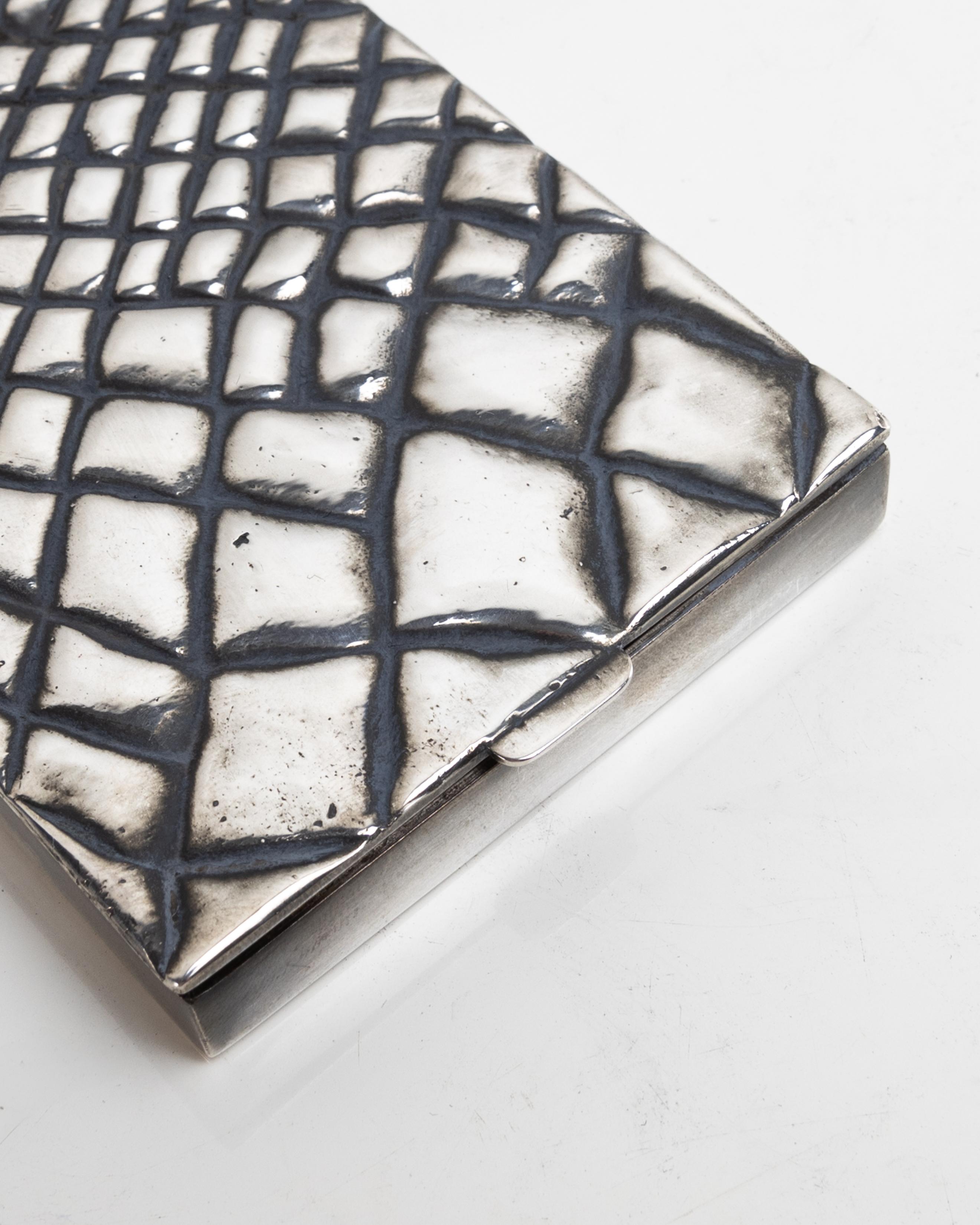 Trianon or Les pavés du Roy silvered bronze compact by Line Vautrin For Sale 3