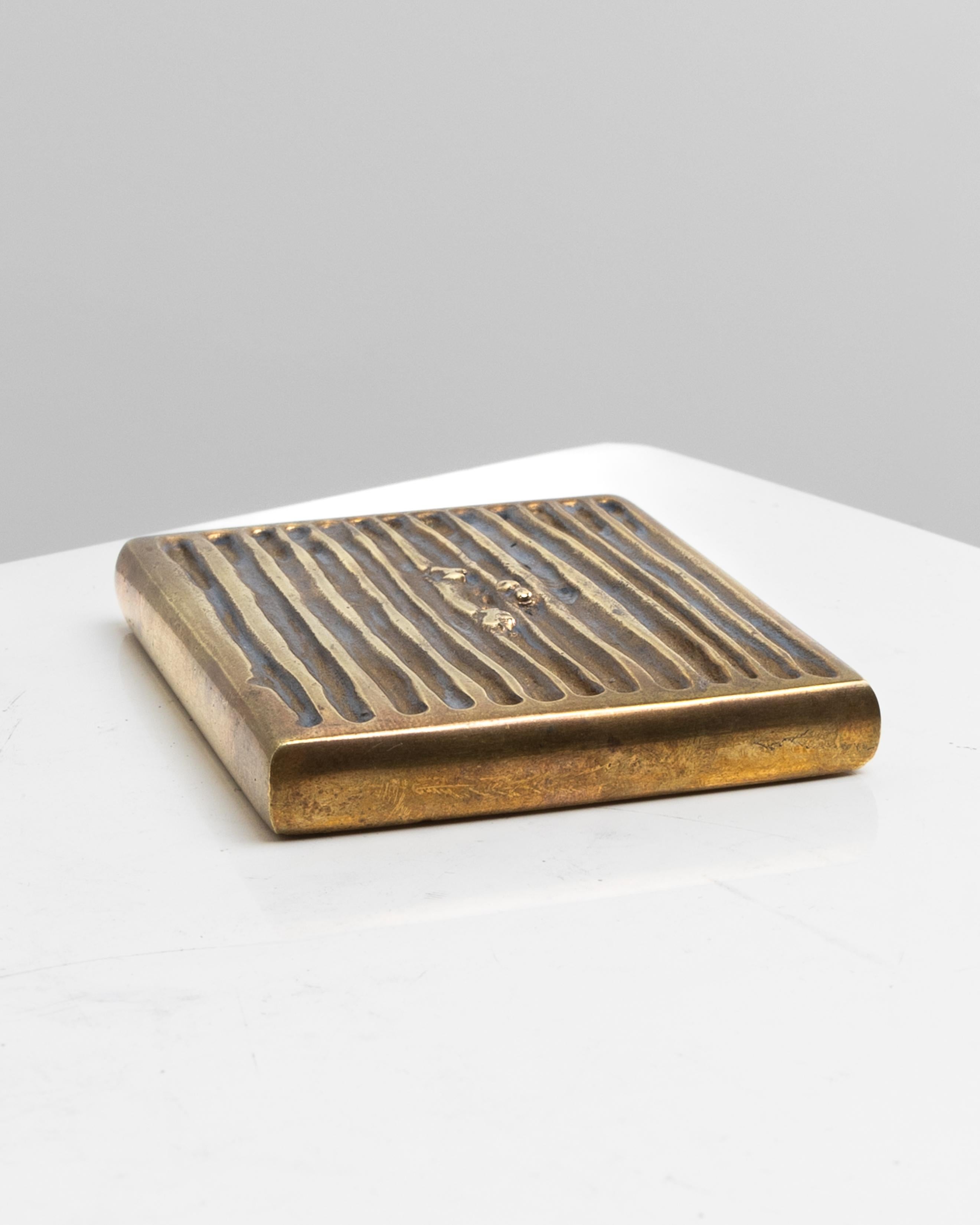 Jalousie (Eifersucht) Briefbeschwerer aus vergoldeter Bronze von Line Vautrin (Moderne der Mitte des Jahrhunderts) im Angebot