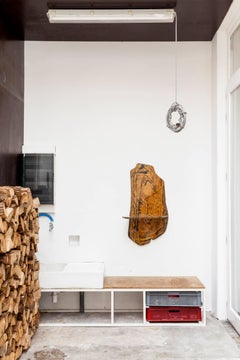 Contemporary Shelve / Rack