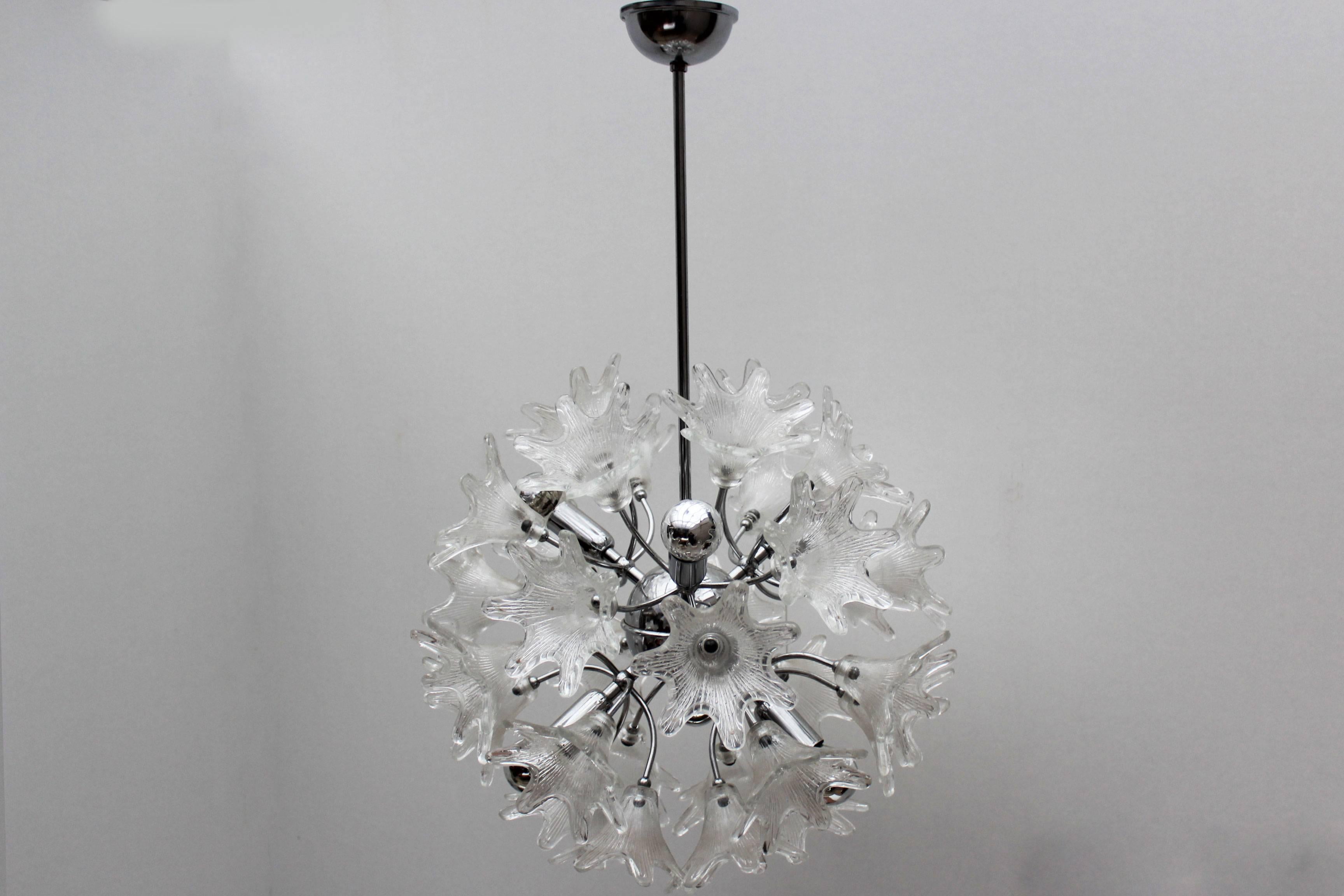 Midcentury Italian Murano Glass Sputnik Chandelier by Paolo Venini for VeArt For Sale 2