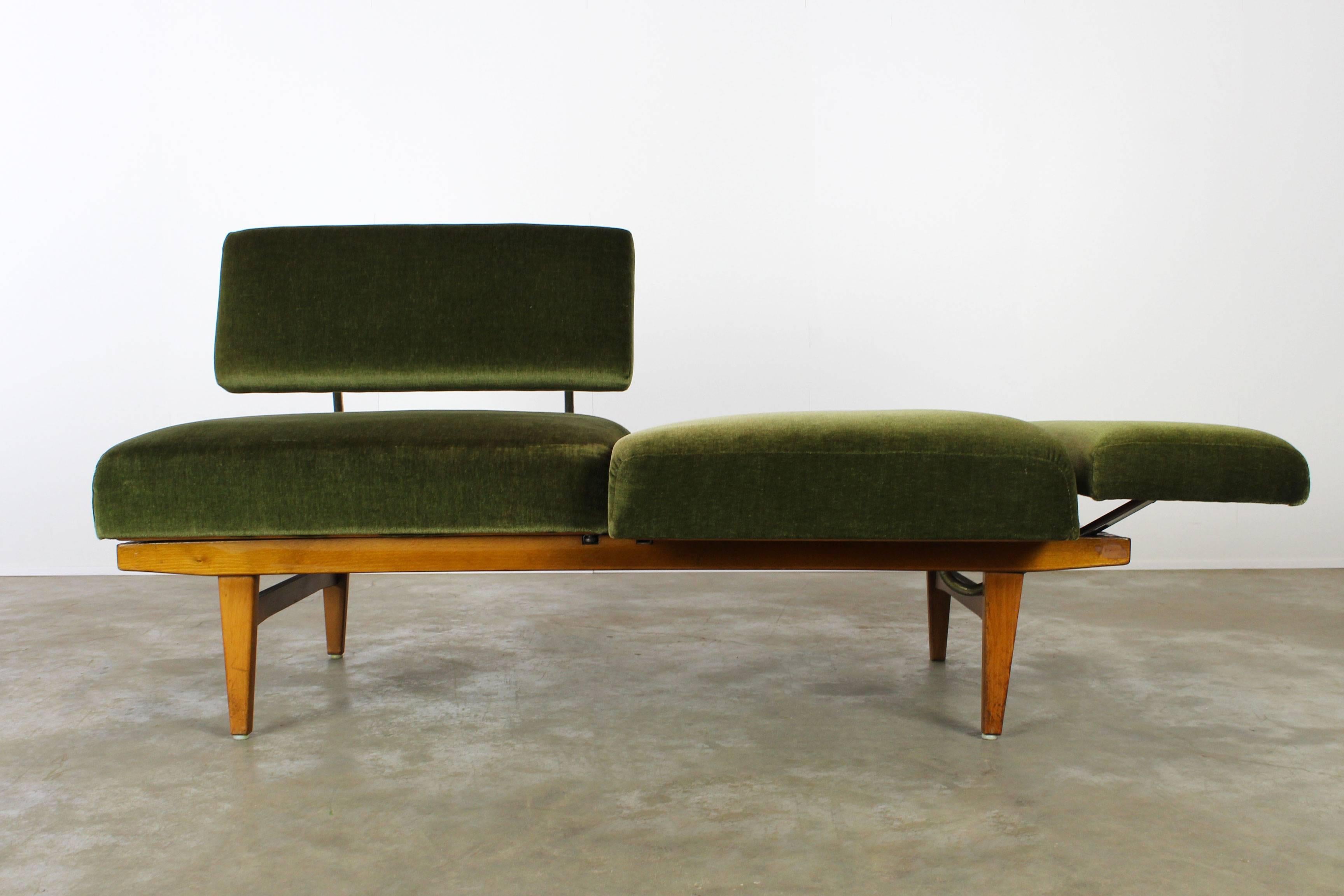 Full Original Magic Daybed Sofa Model Stella by Wilhelm Knoll, Germany, 1950s In Good Condition In Ijzendijke, NL