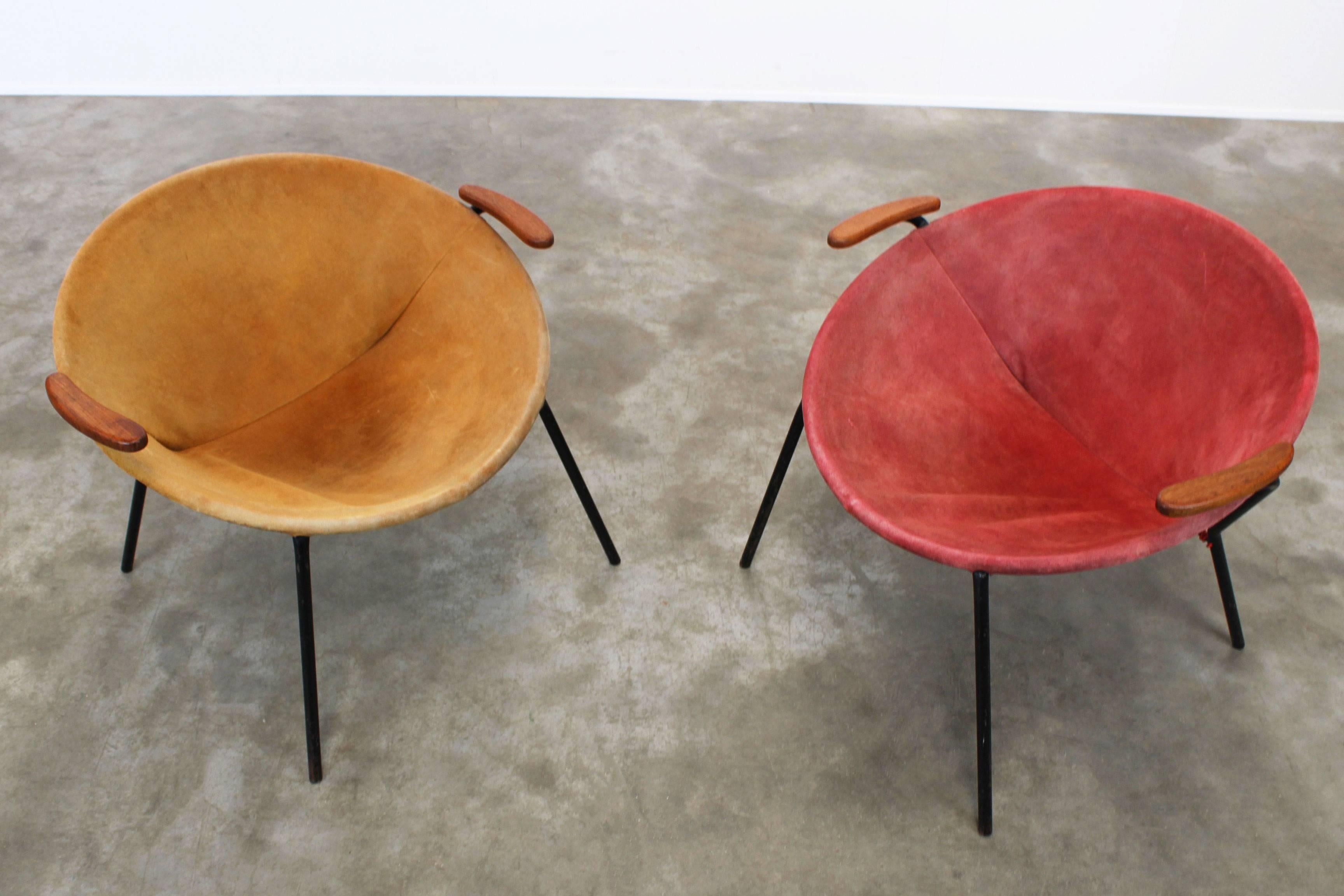 Metal Pair of Colorful Balloon Lounge Chairs by Hans Olsen Teak Red Yellow Black, 1950