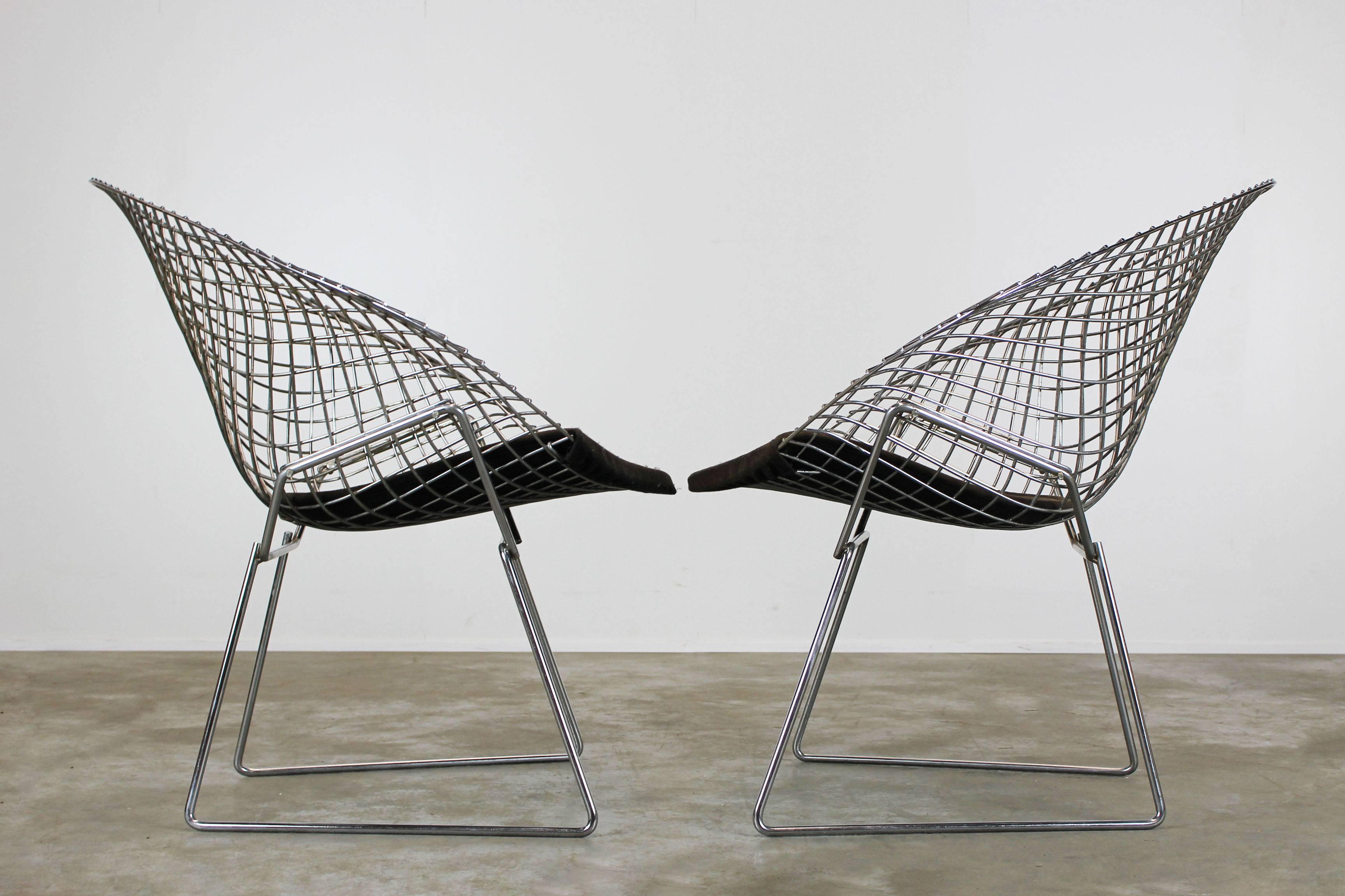 Mid-Century Modern Set of Two Chrome Diamond Chairs by Harry Bertoia for Knoll, 1970, Grey