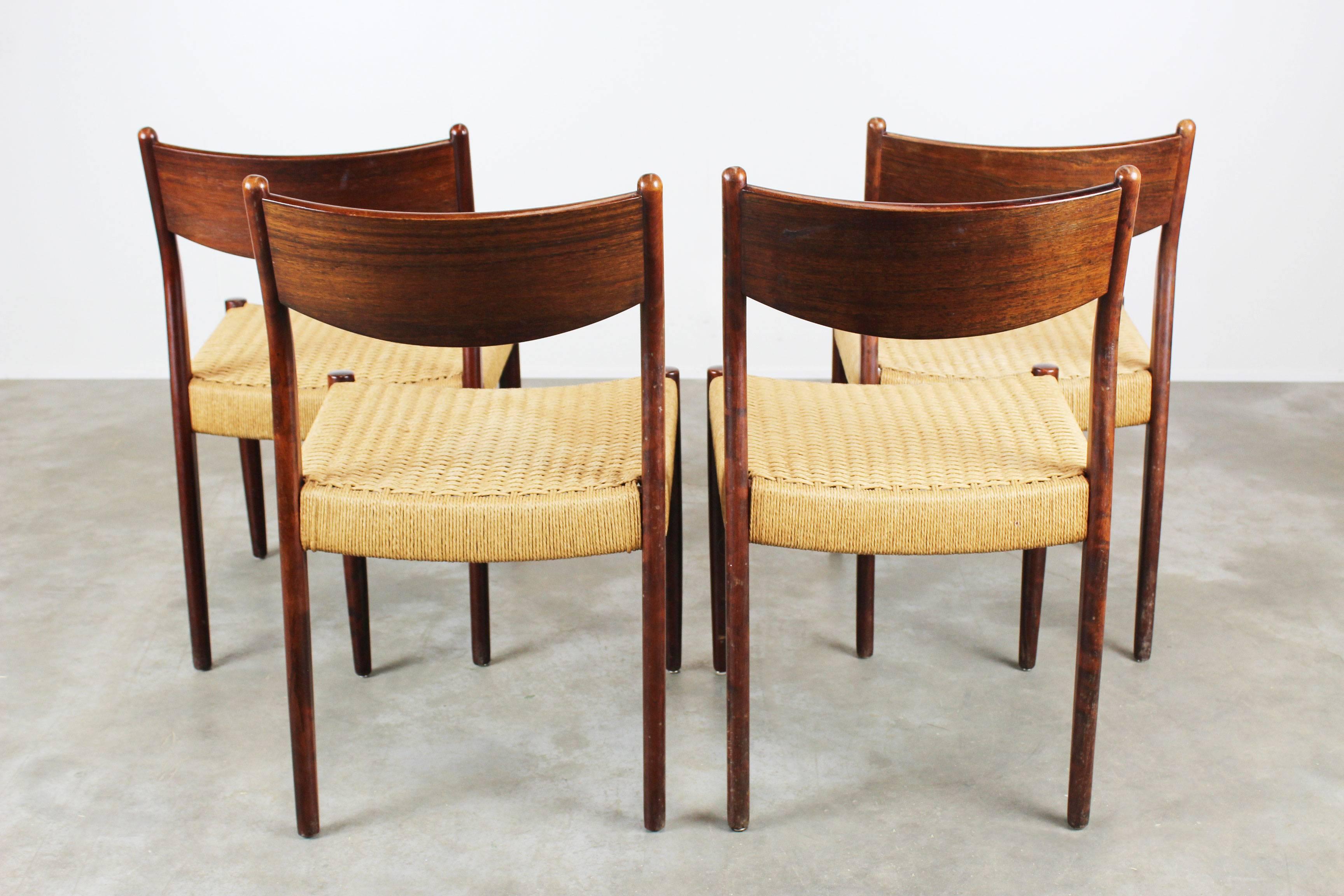 Set of Four Dutch Dining Chairs in Rosewood and Papercord by Pastoe Brown Beige 3