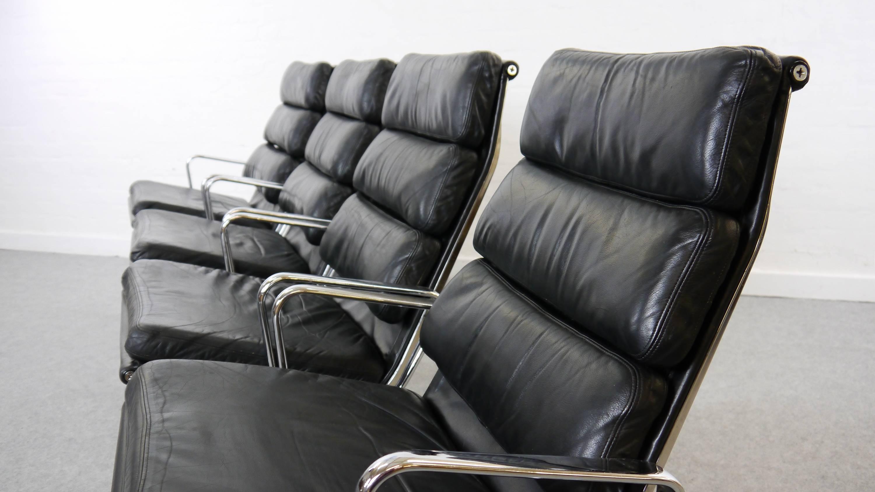 Mid-Century Modern Charles Eames Soft Pad Chairs EA 216 Herman Miller / Fehlbaum in Black Leather