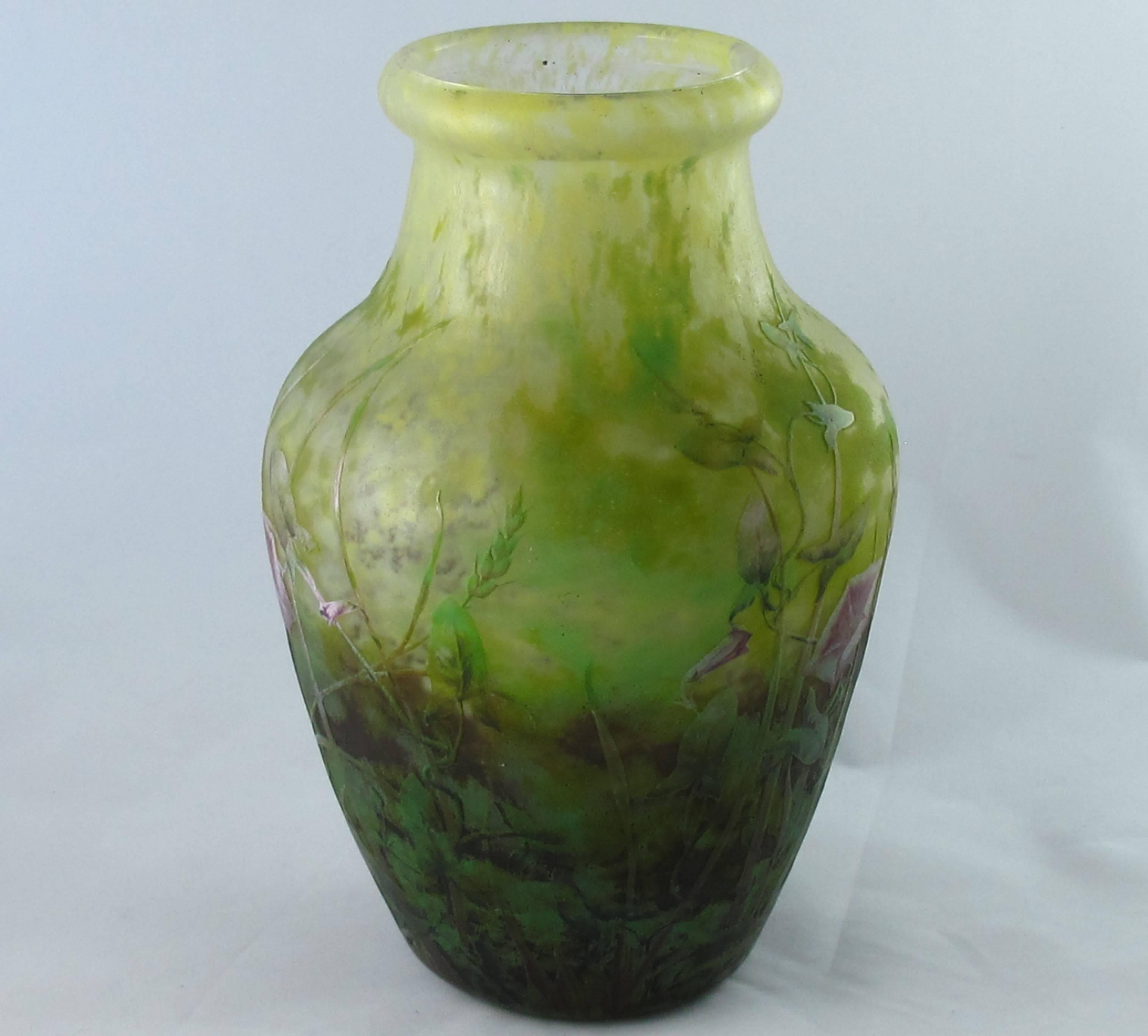 Art Nouveau Large Daum Vase In Excellent Condition For Sale In Elswick, GB
