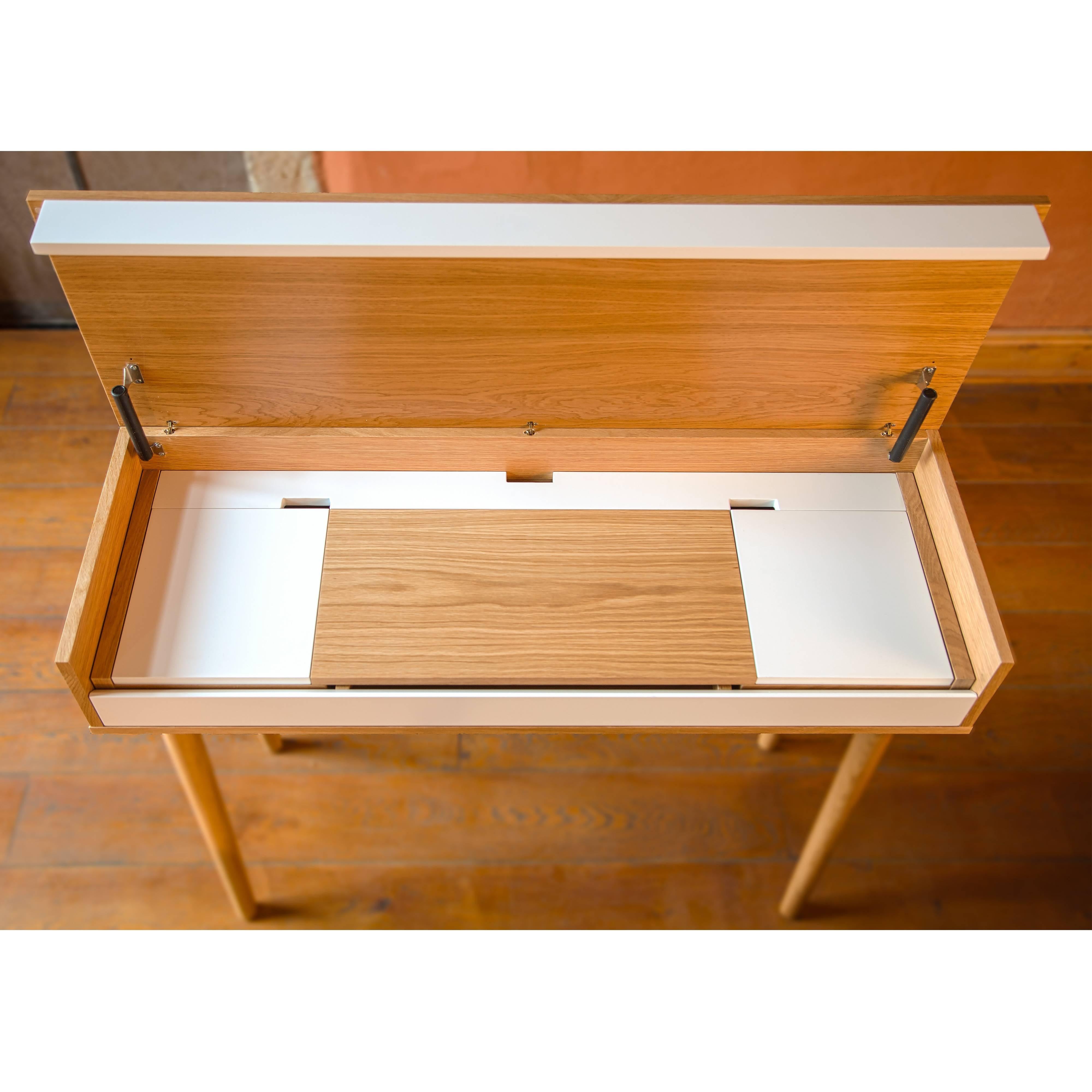 Modern Contemporary console-desk by Benjamin Faure in oak wood and MDF laquered For Sale