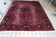 Tappeto antico in lana con motivi floreali, realizzato a mano negli anni '20, rosso e blu navy, 10,27 × 12,99 piedi - 1C1303
