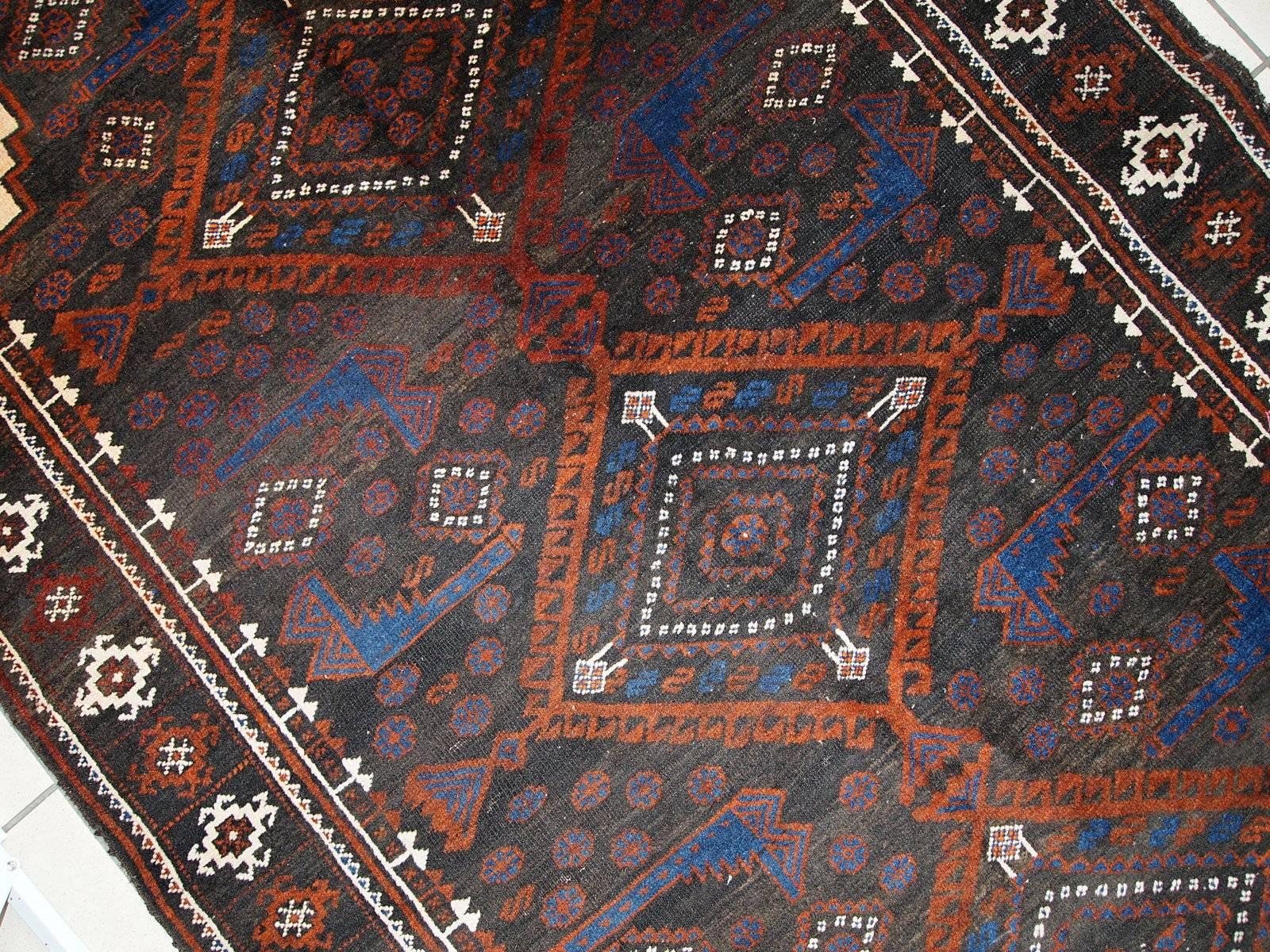 Handmade Vintage Afghan Baluch Oriental Rug, 1930s, 1C231AU In Good Condition In Bordeaux, FR