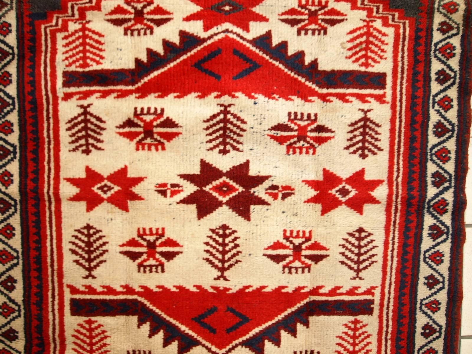 Handgefertigter türkischer Anatolischer Vintage-Teppich, 1970er Jahre, 1C325 (Handgeknüpft) im Angebot