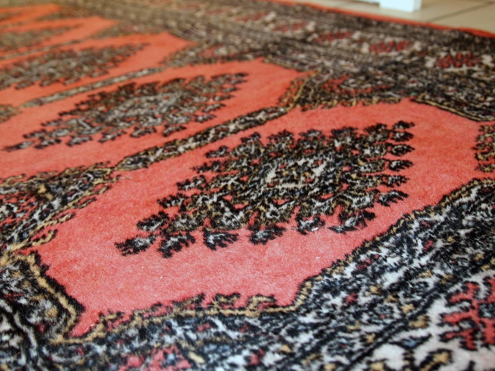 Handmade Vintage Uzbek Bukhara Rug, 1970s 4