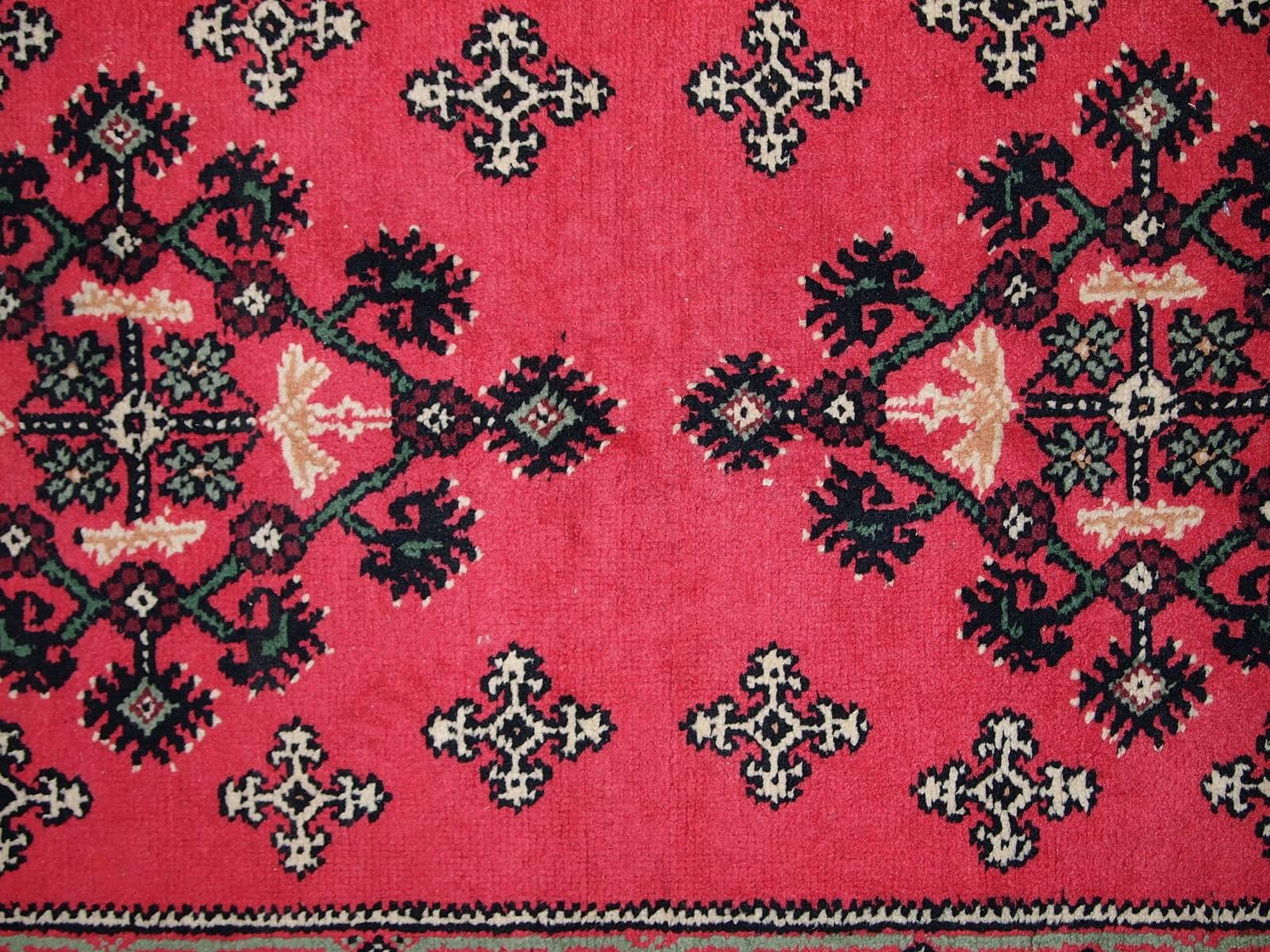 Handgefertigter algerischer Berberteppich im Vintage-Stil, 1970er Jahre, 1C404 (20. Jahrhundert) im Angebot