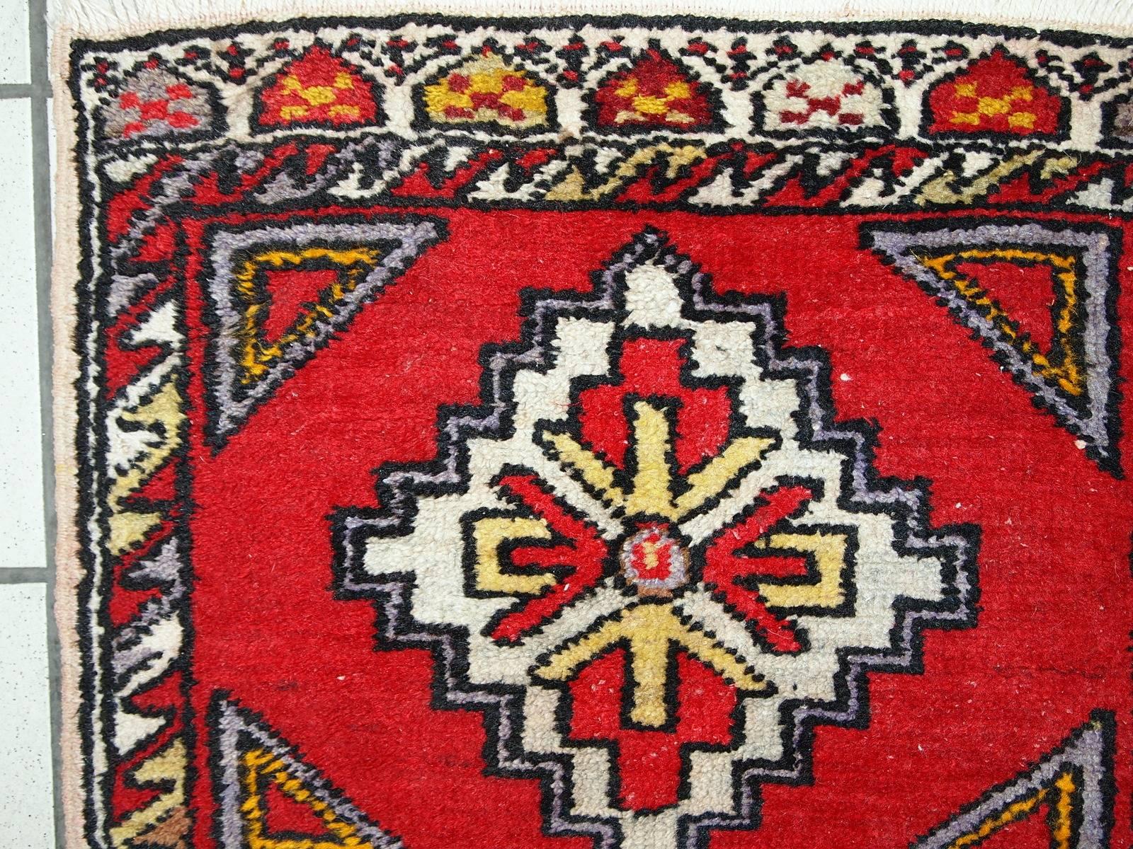 Hand-Knotted Handmade Vintage Turkish Yastik Rug, 1950s, 1C496 For Sale
