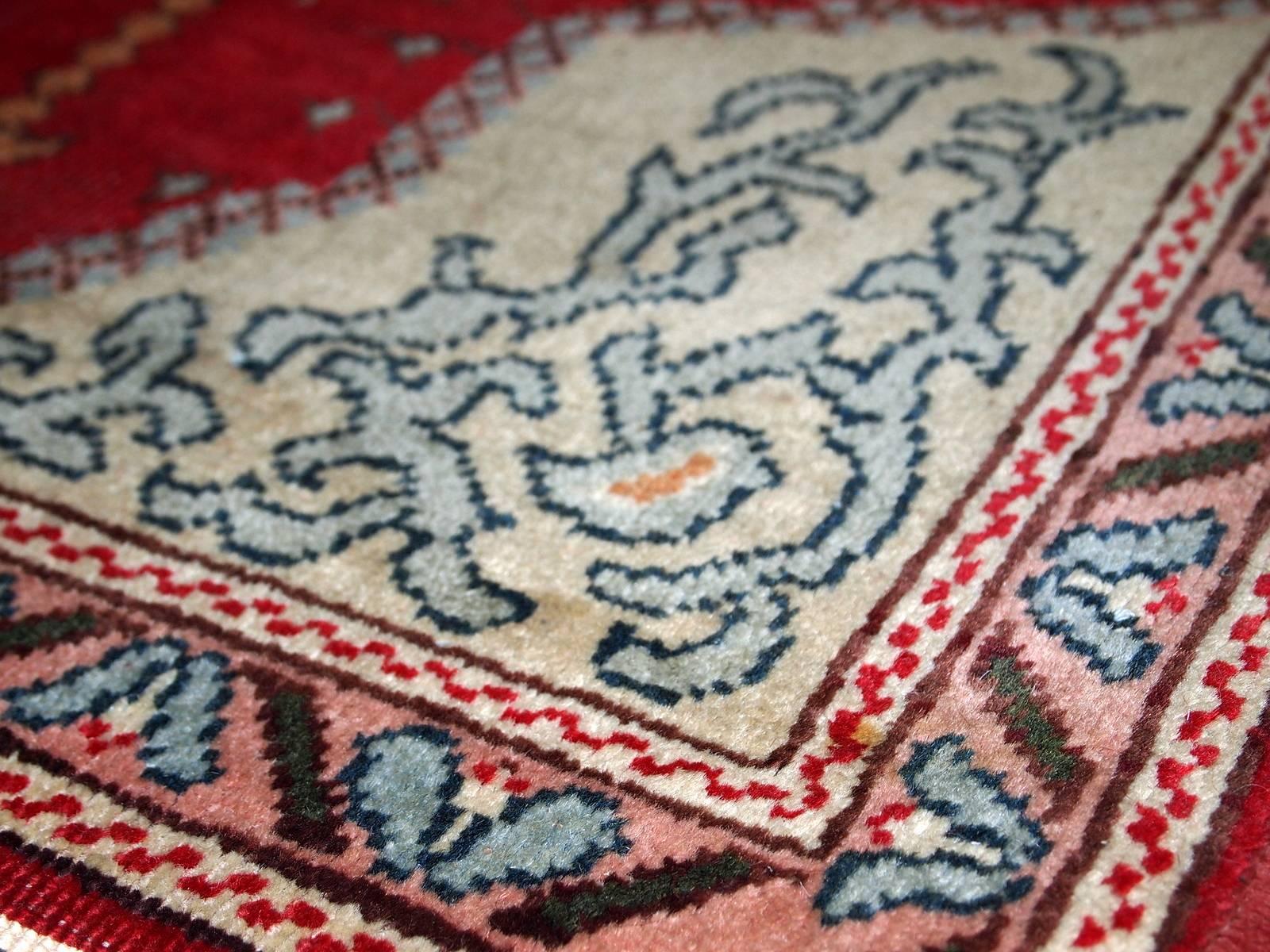 Handmade Antique Turkish Konya Rug, 1920s, 1C500 For Sale 4