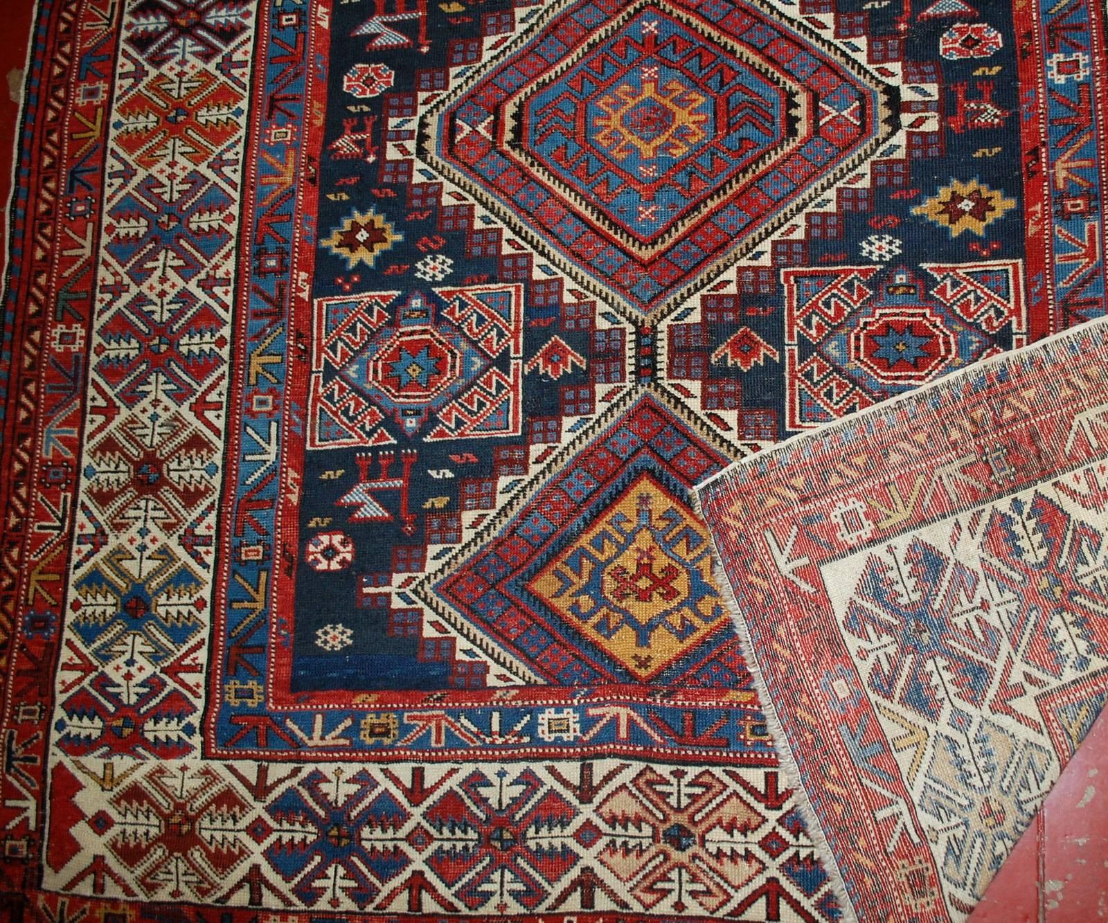 Handmade Antique Caucasian Shirvan Rug, 1880s In Good Condition In Bordeaux, FR