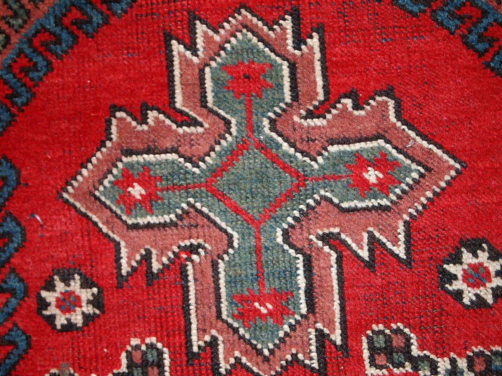 20th Century Handmade Antuque Turkish Anatolian Rug, 1920s, 1C513 For Sale