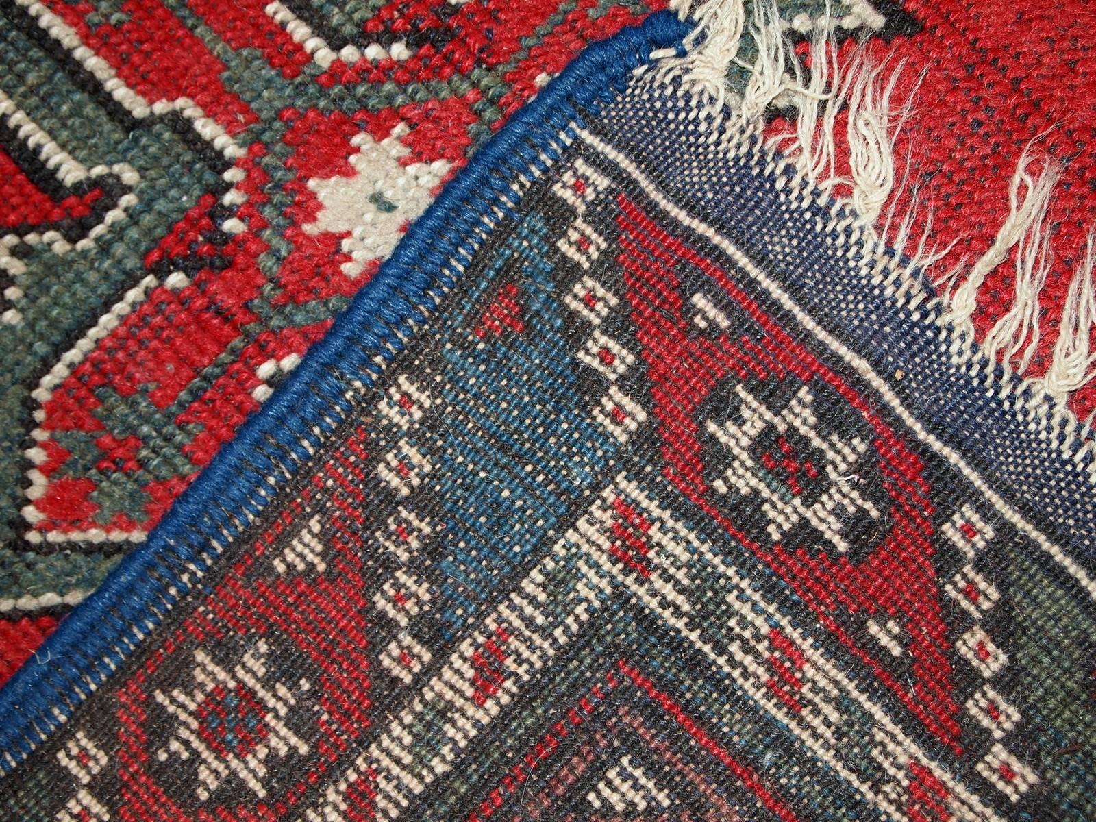 Handmade Antuque Turkish Anatolian Rug, 1920s, 1C513 For Sale 4