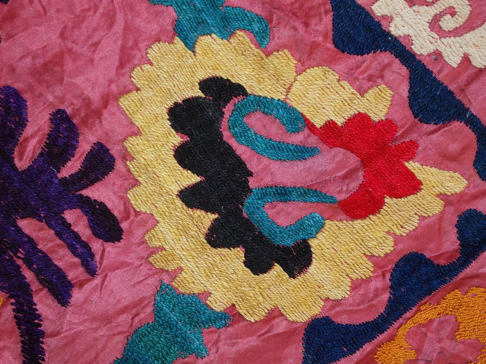 Handmade Vintage Uzbek Suzani Embroidery, 1960s 1